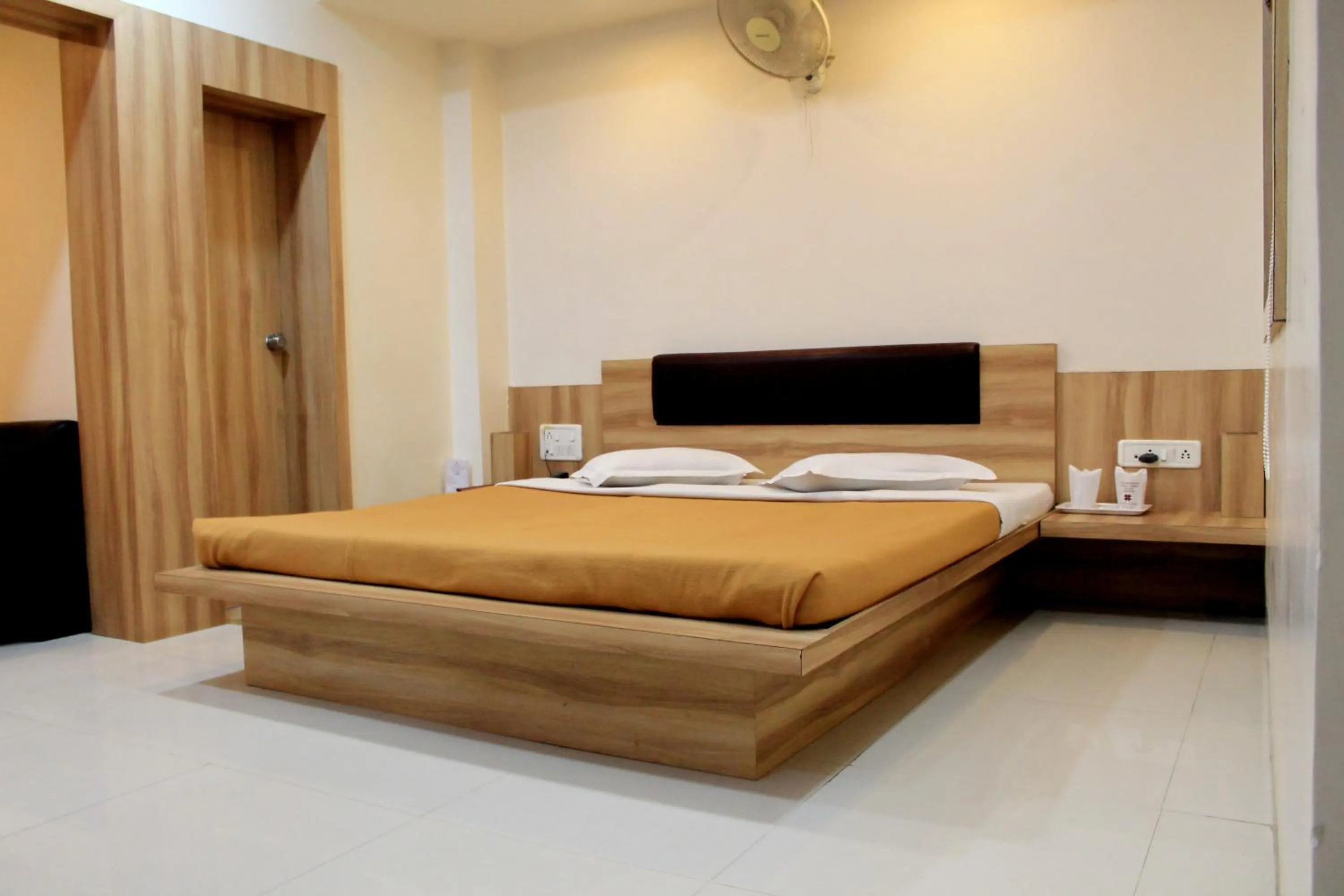 Photo of the whole room in Hotel Kuber