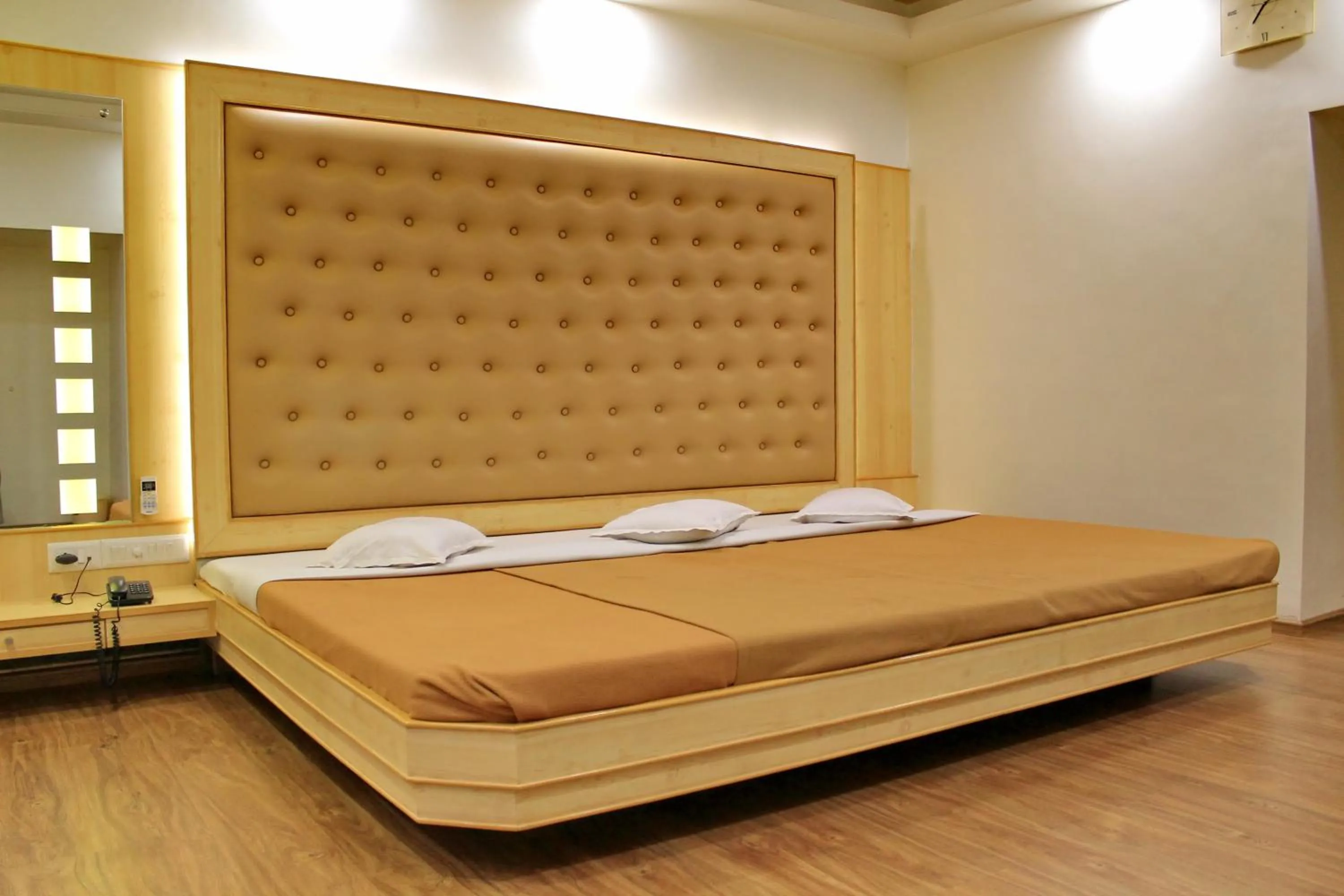 Photo of the whole room in Hotel Kuber