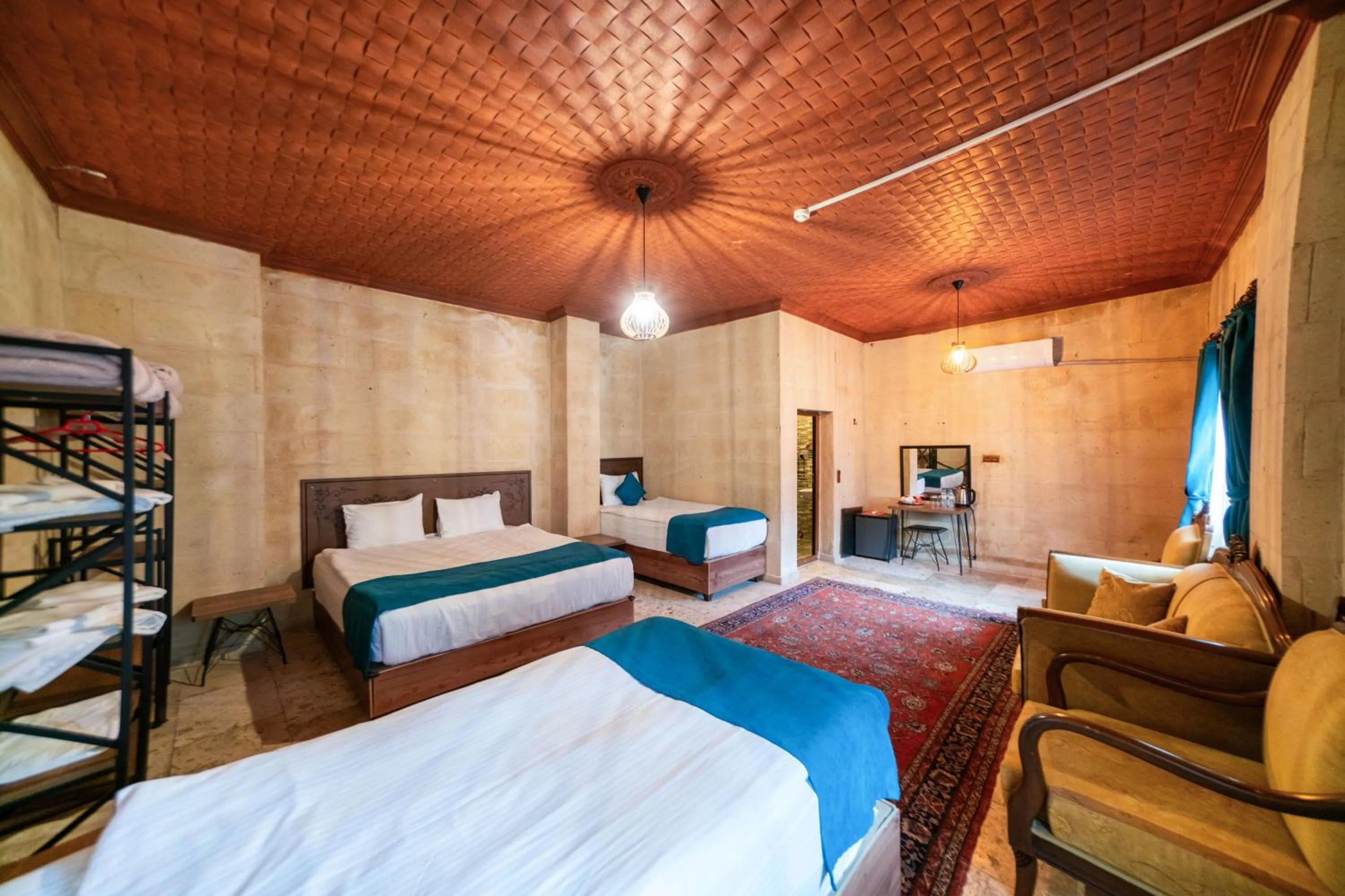 Bed in Azalea Terrace Cave Hotel