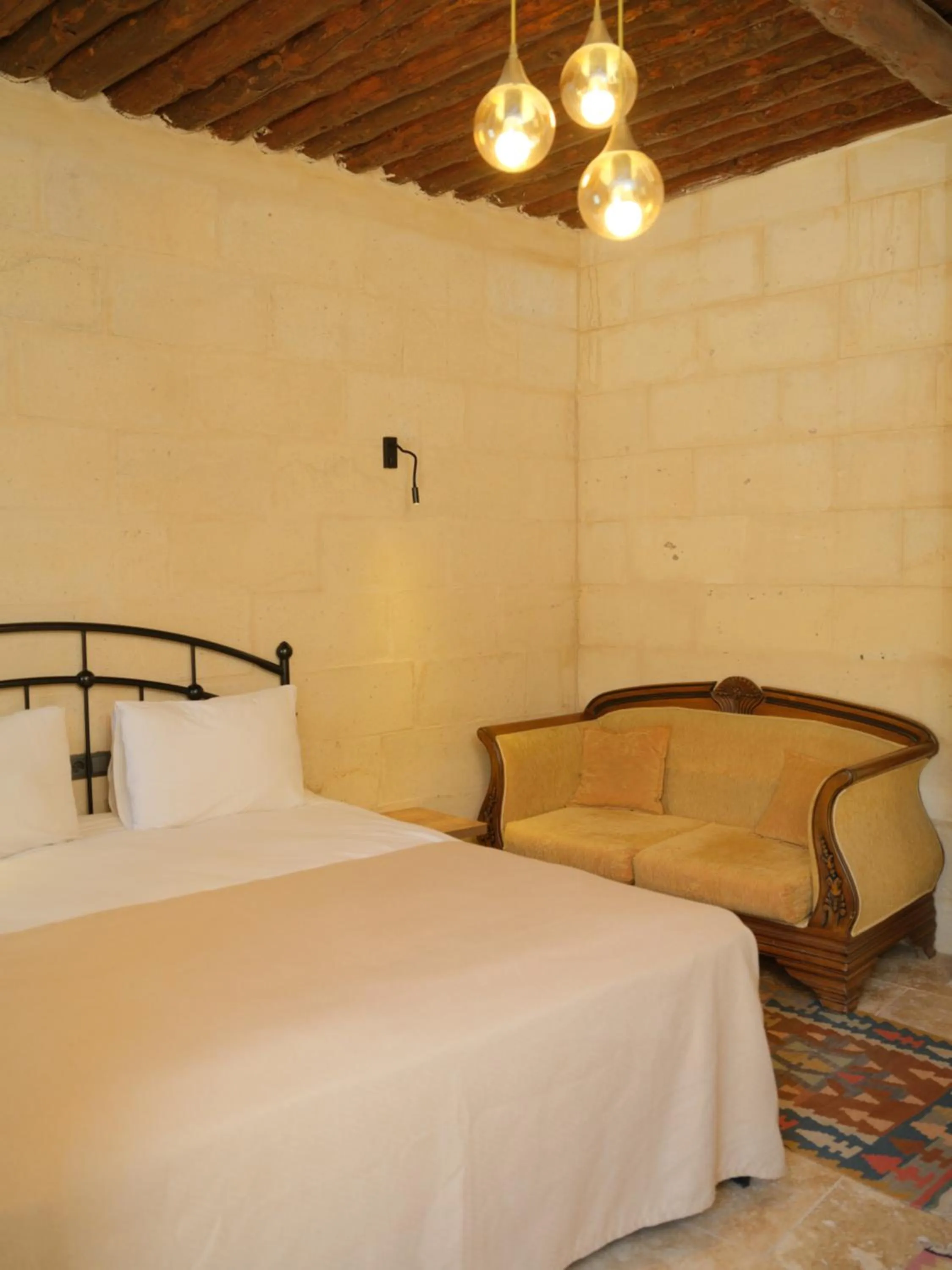 Photo of the whole room, Bed in Azalea Terrace Cave Hotel