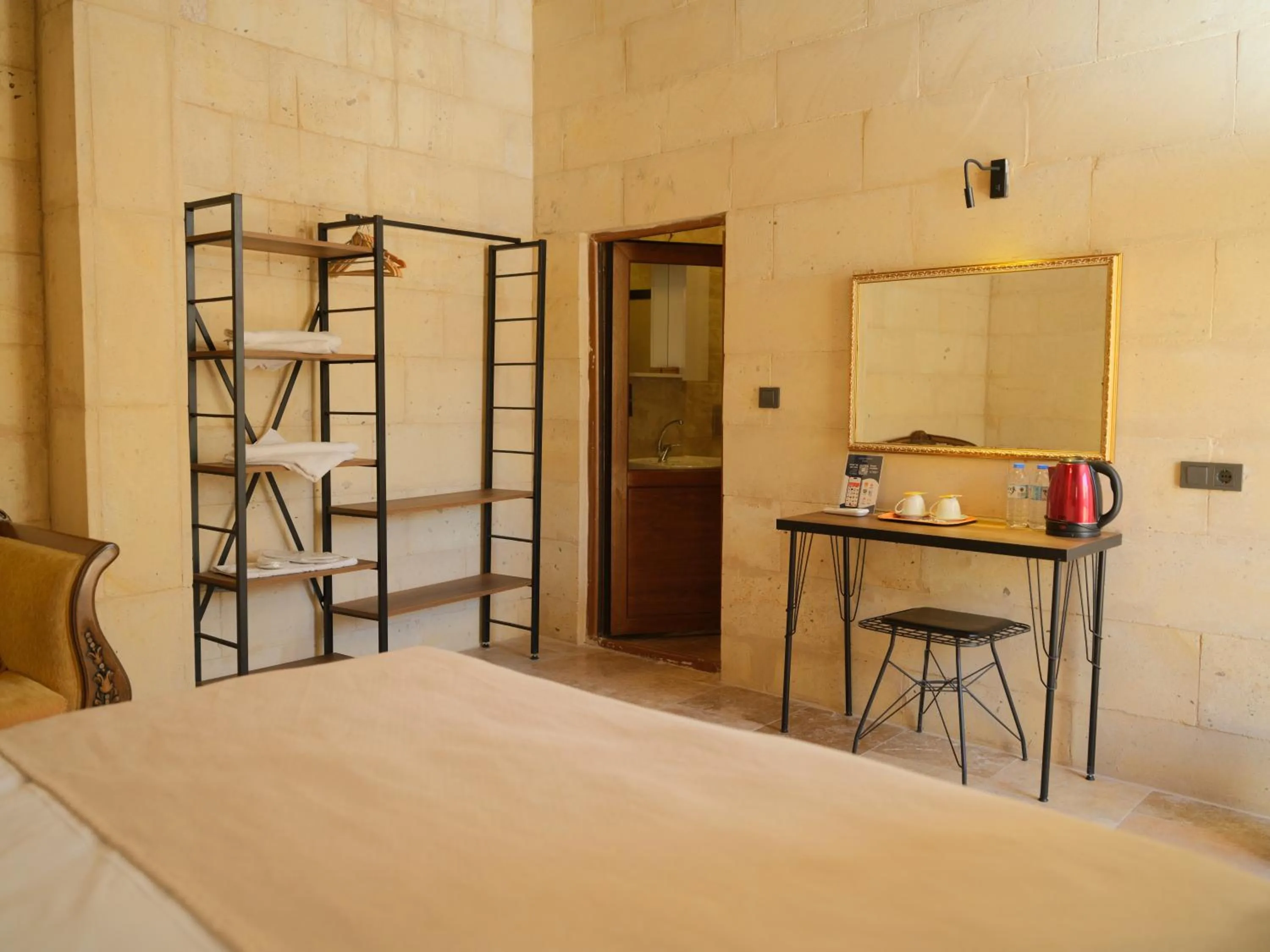 Photo of the whole room, Bed in Azalea Terrace Cave Hotel