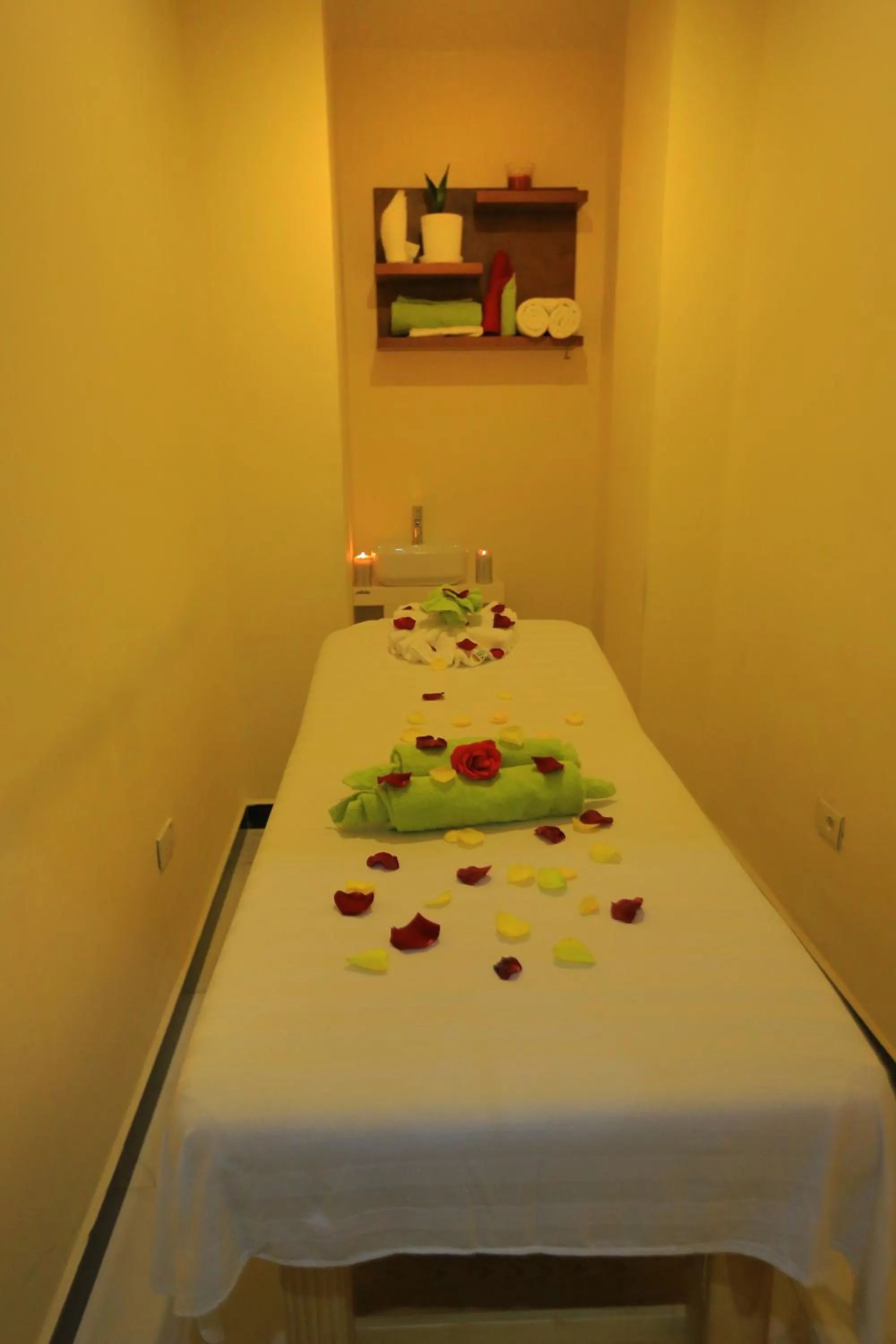 Massage in Triple E Hotel and Spa