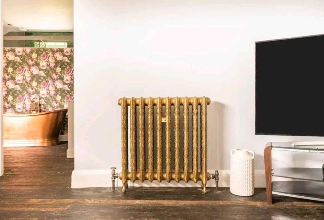 Living room in Squirrel Cottage