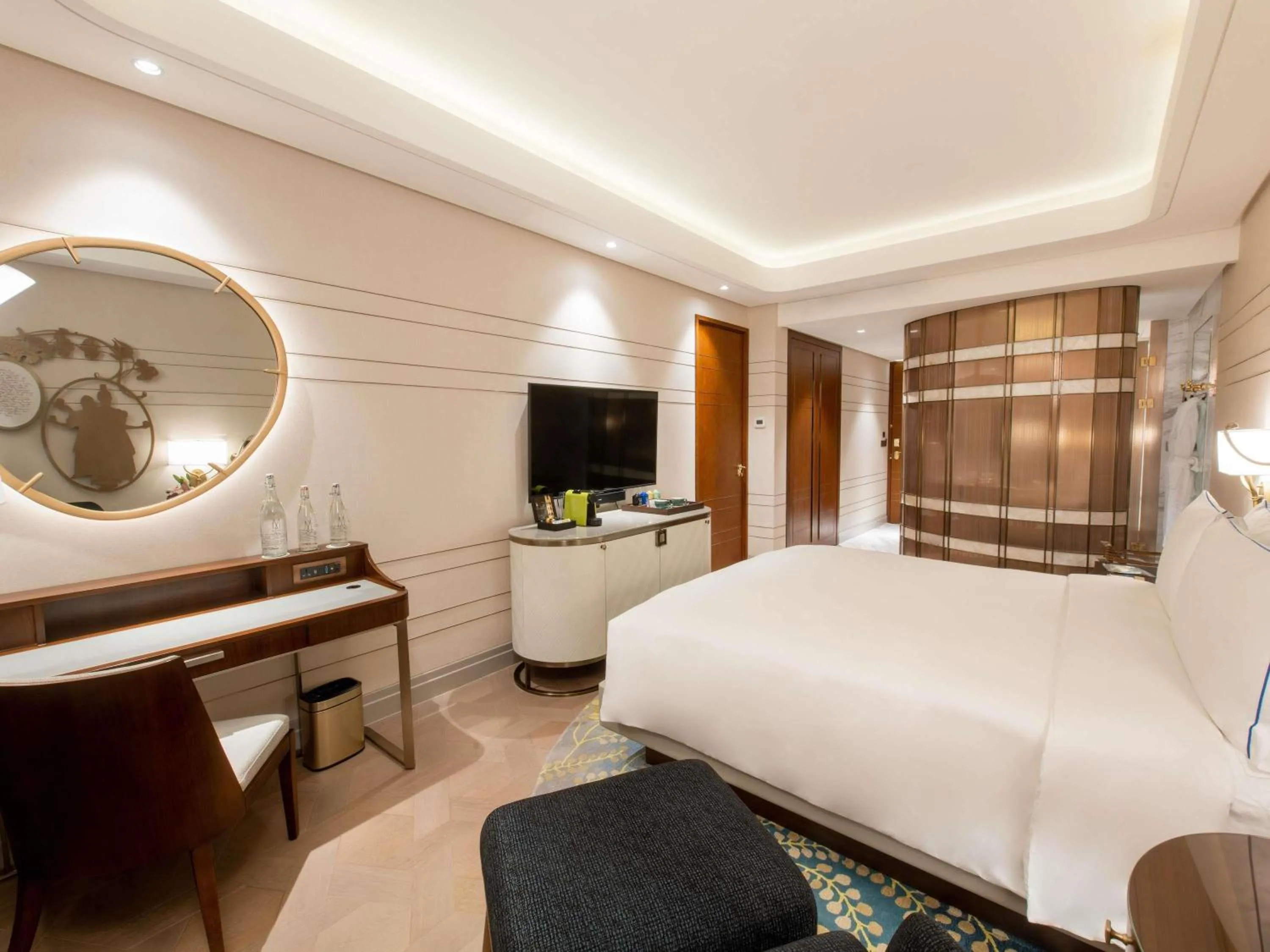 Bedroom, Bed in Admiral Hotel Manila - MGallery Collection