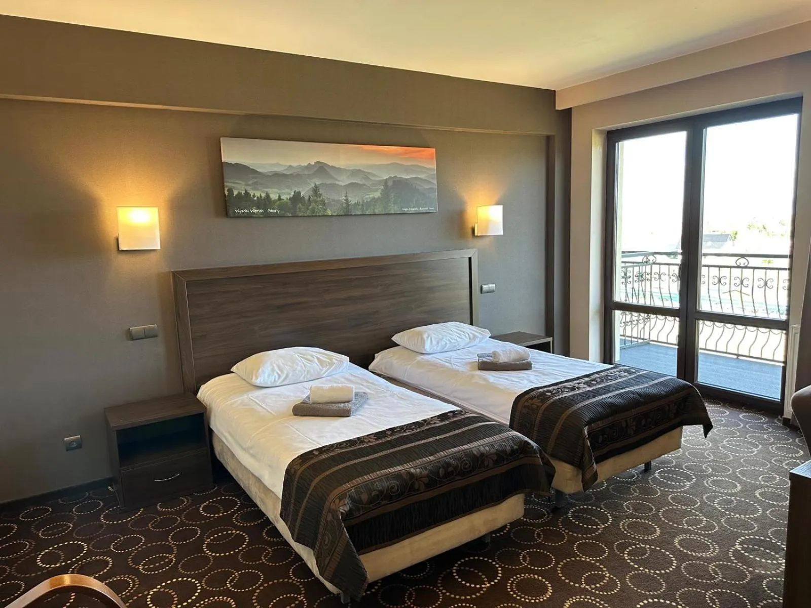 Bed in Hotel Zimnik Luksus Natury Spa & Wellness