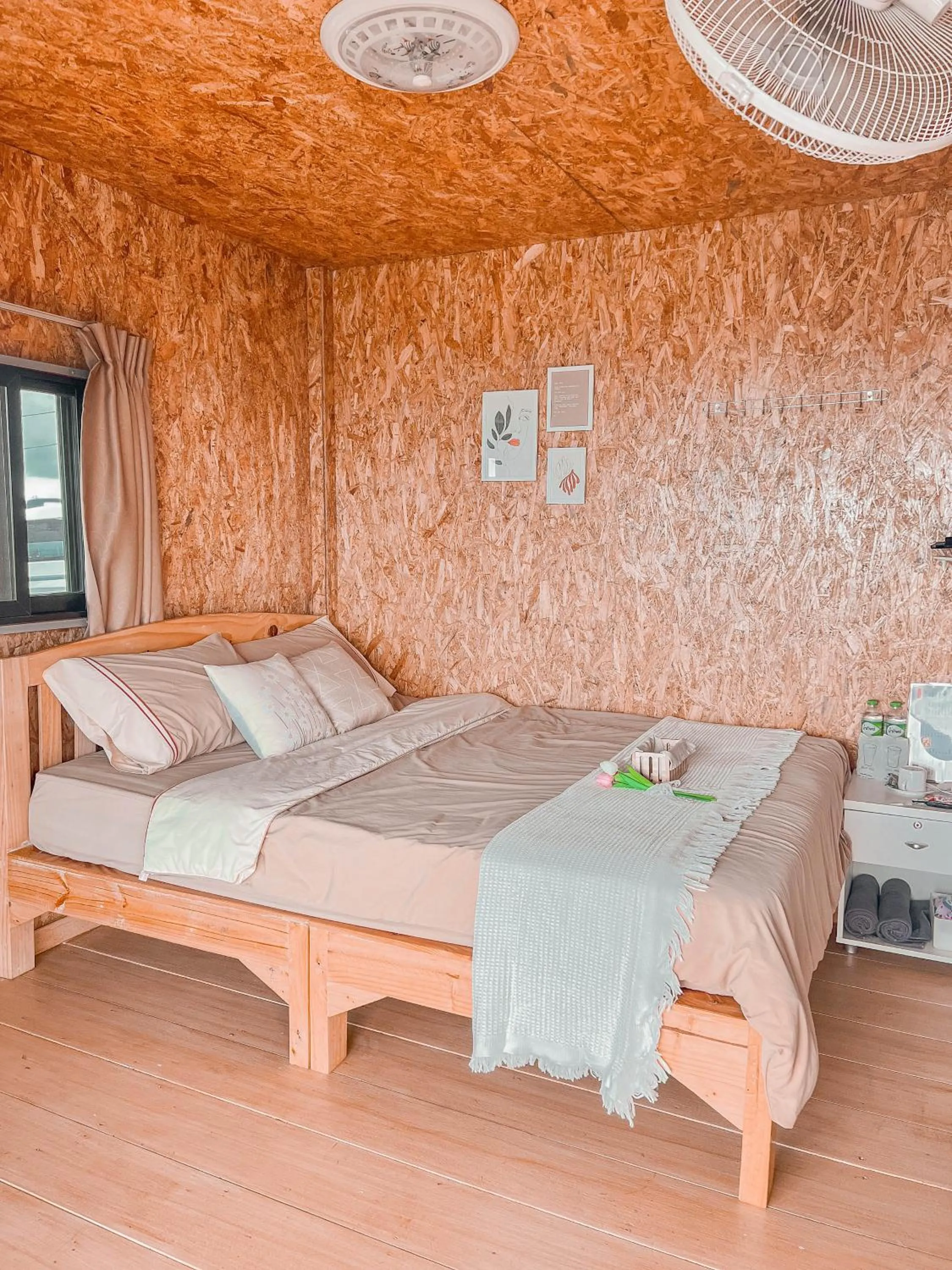 Bed in ม่อนชาพาเพลิน ม่อนแจ่ม Monchapaplearn Monjam