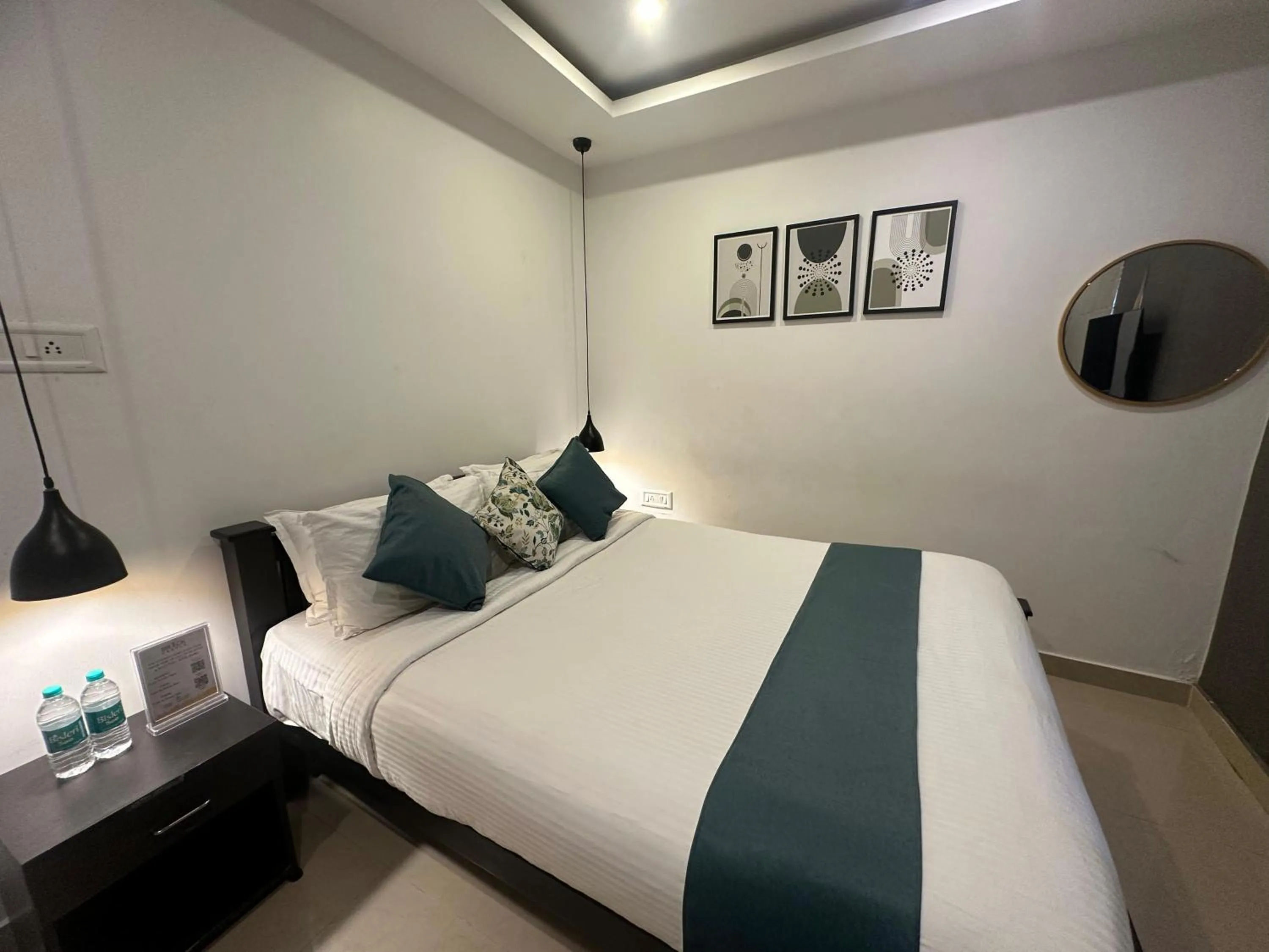 Bedroom, Bed in BRICK CASTLE