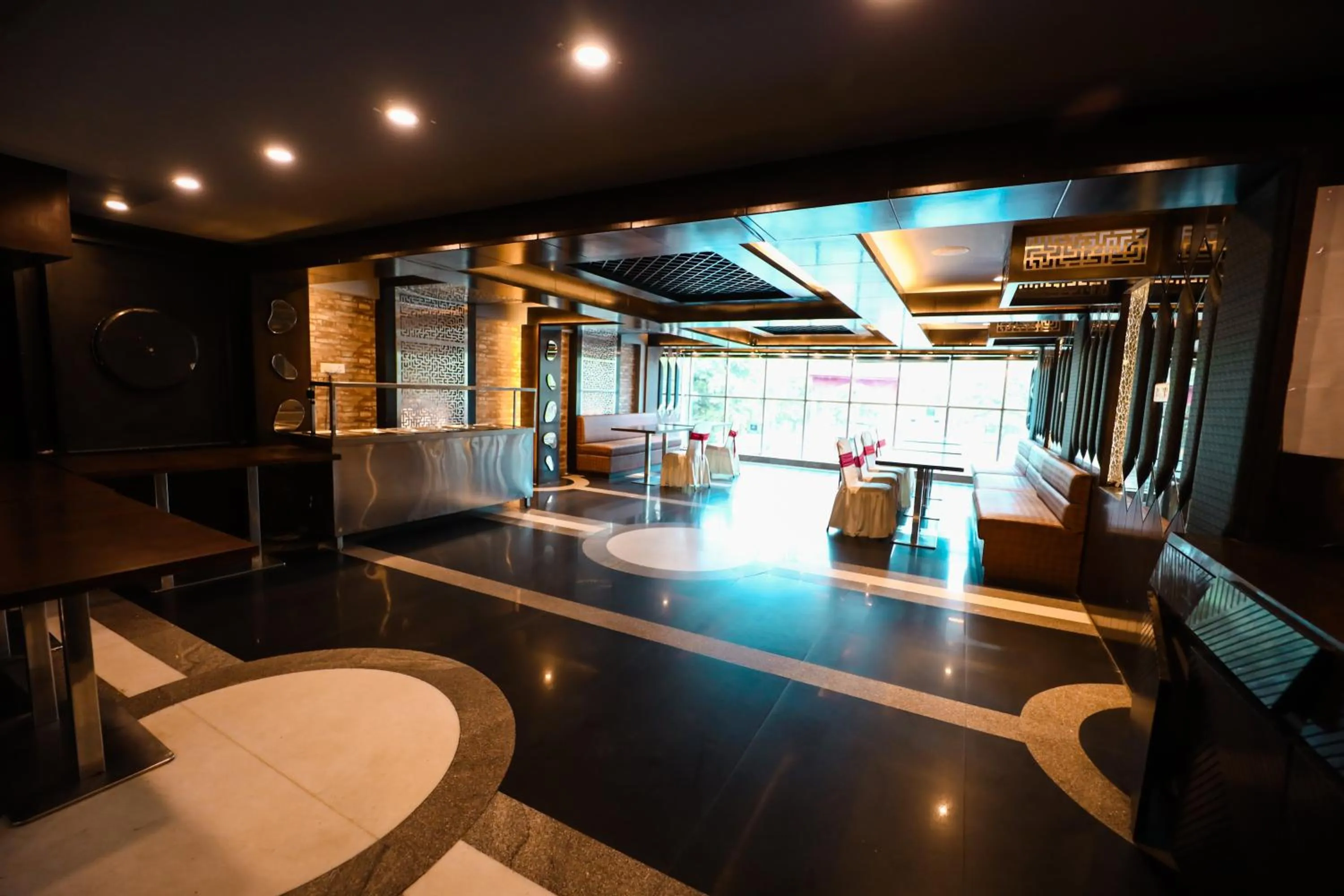 Banquet/Function facilities in HOMANSH GALAXY HOTEL