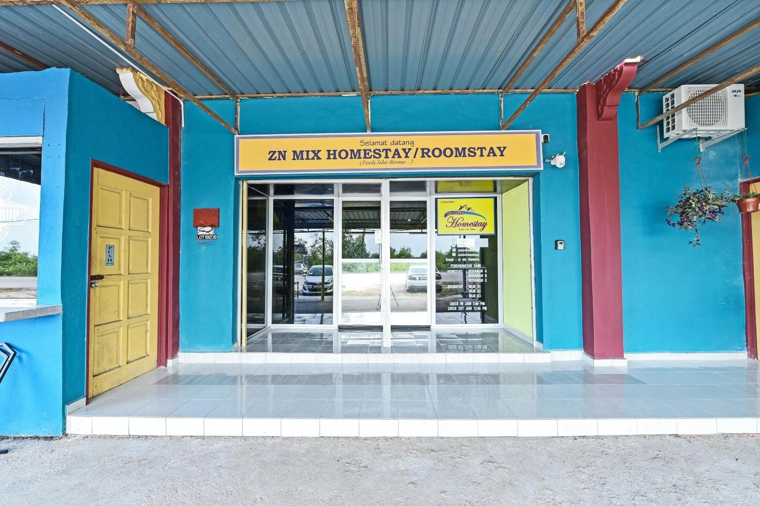 Facade/entrance in Hotel O Zn Mix Homestay & Roomstay