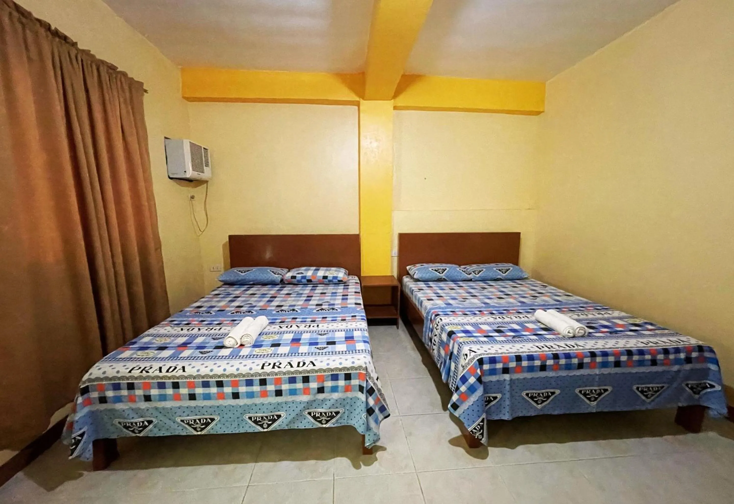 Bed in White Beach Hotel Puerto Galera powered by Cocotel