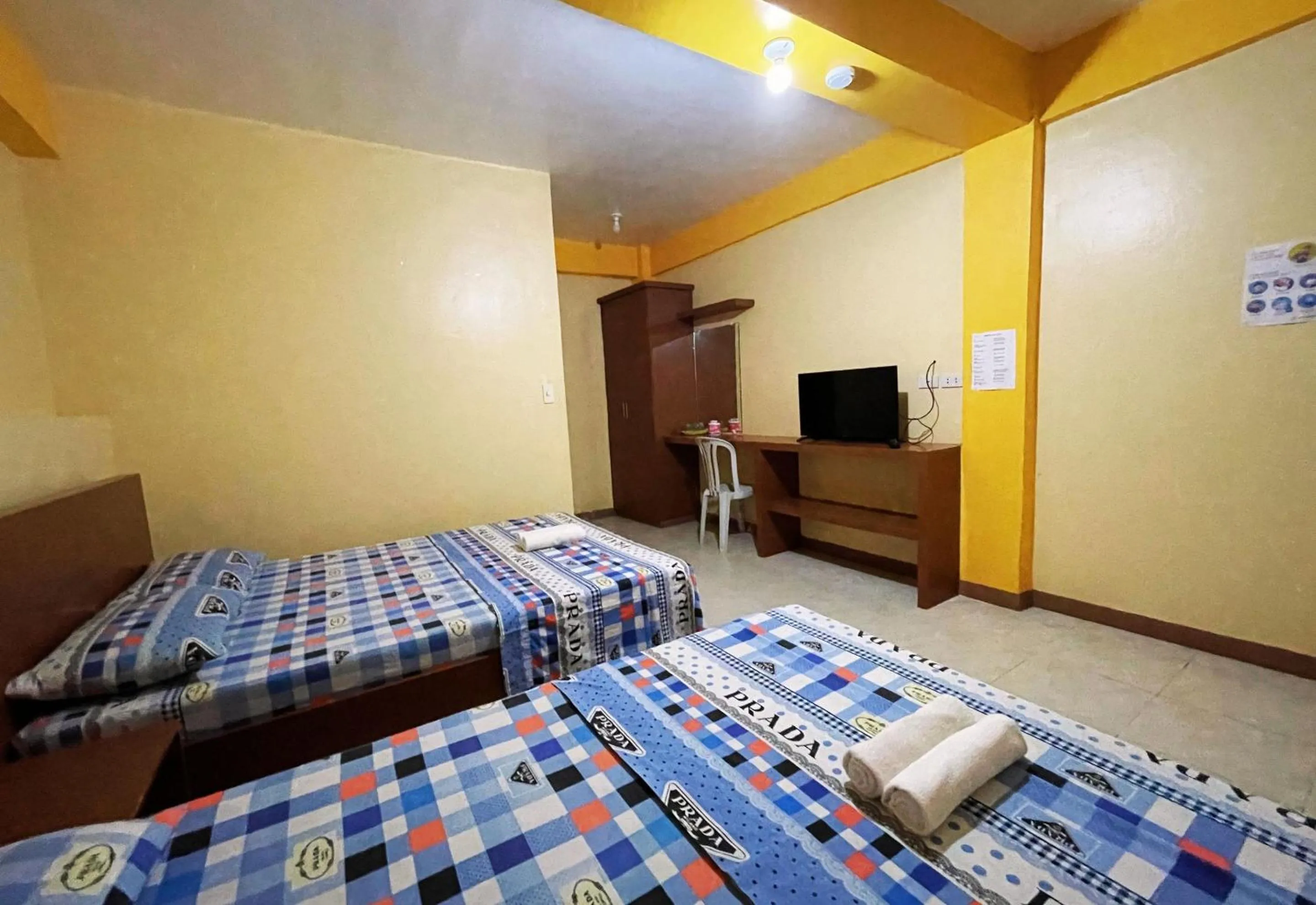 Bed in White Beach Hotel Puerto Galera powered by Cocotel