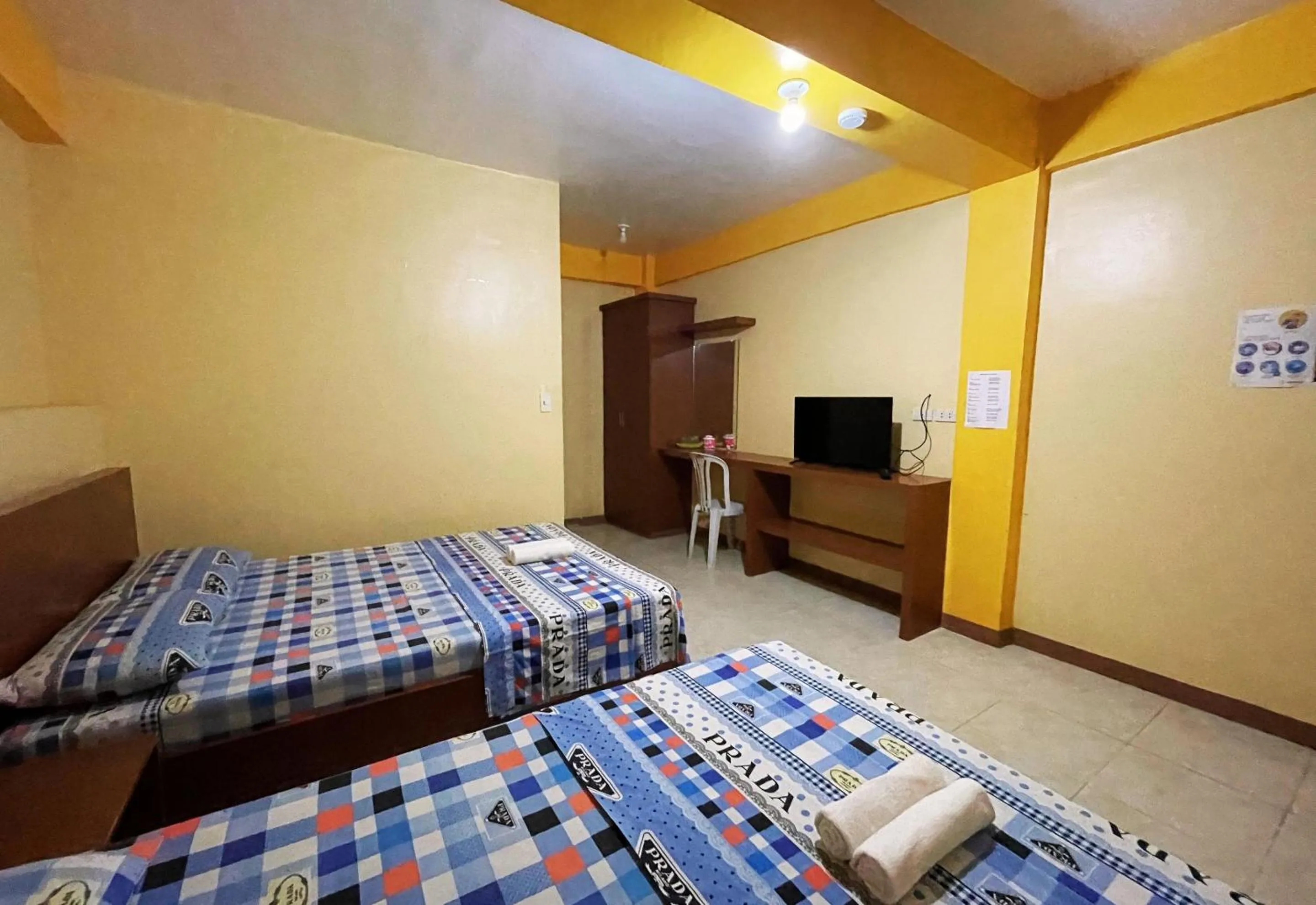 Bed in White Beach Hotel Puerto Galera powered by Cocotel