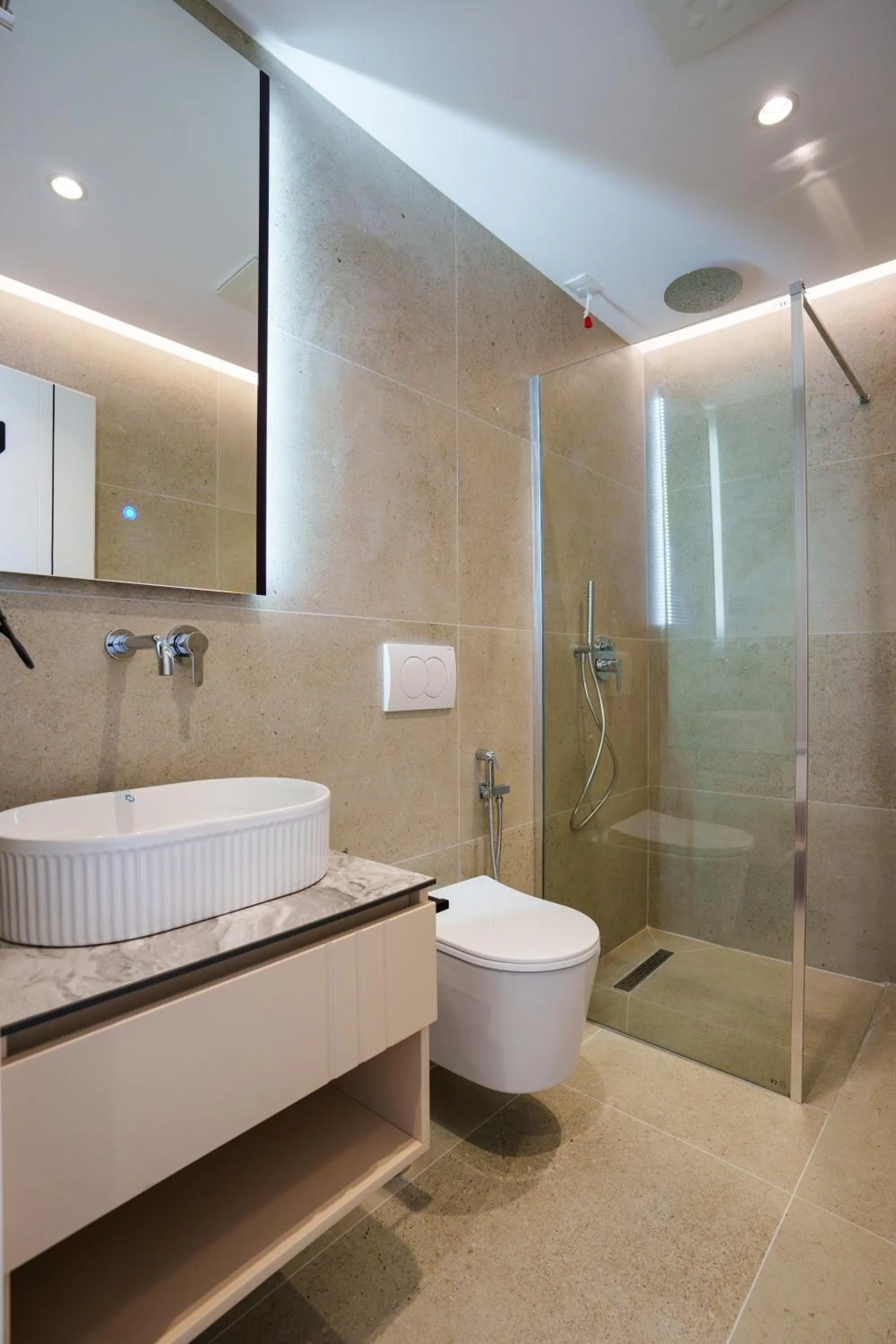 Shower in Belmond Hotel