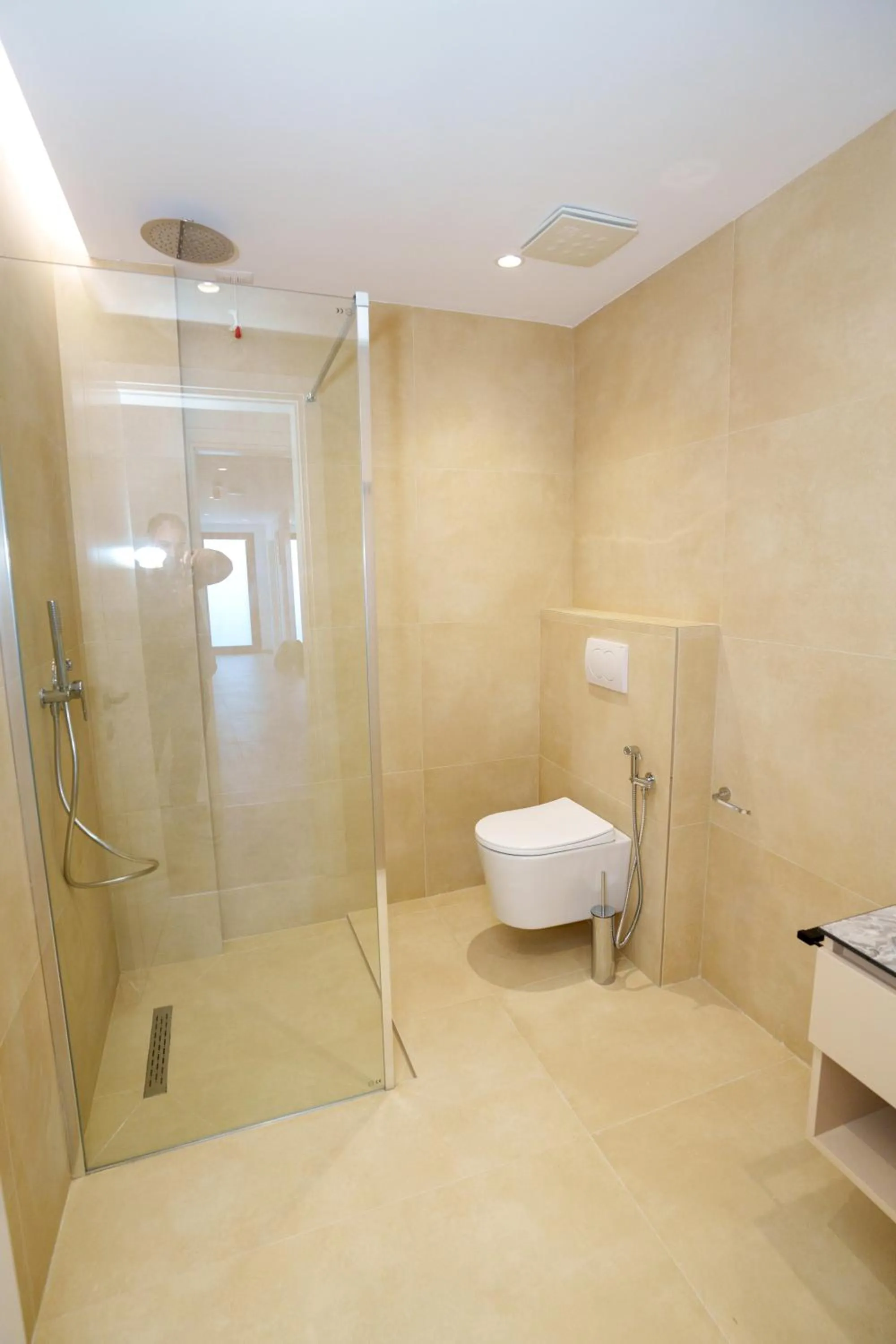 Shower in Belmond Hotel