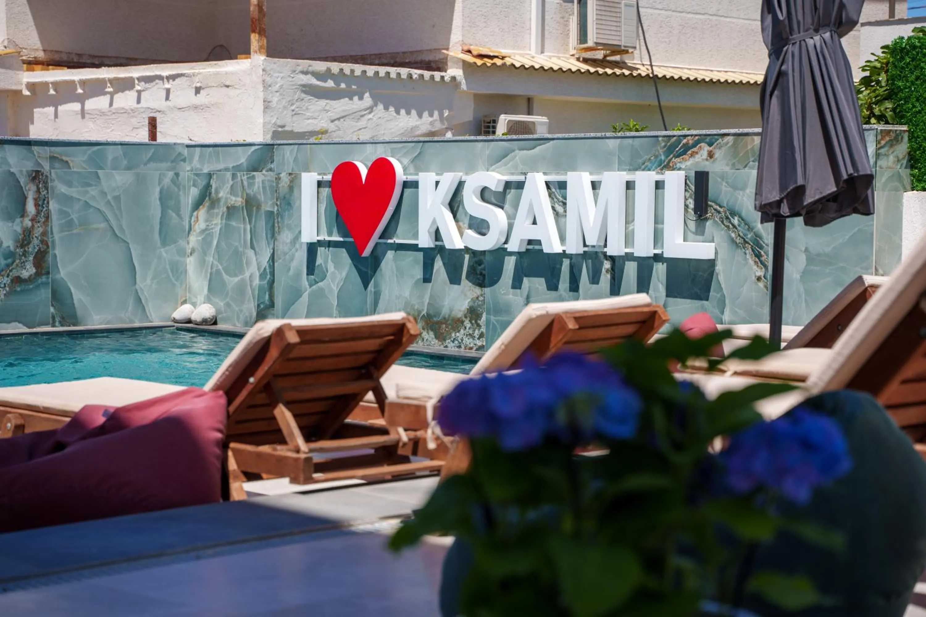 Seating area in Belmond Hotel