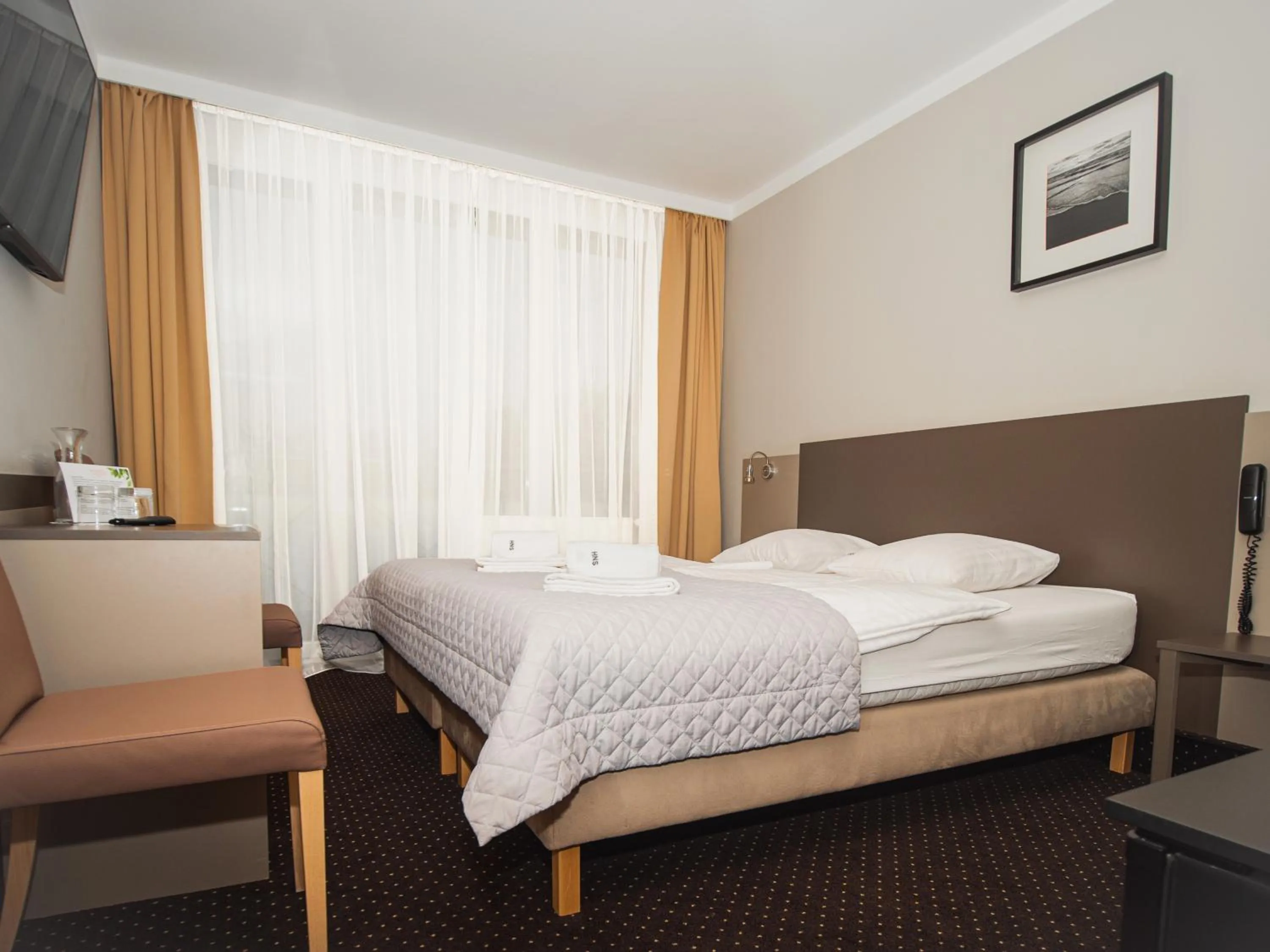 furniture, Bed in Hotel New Skanpol