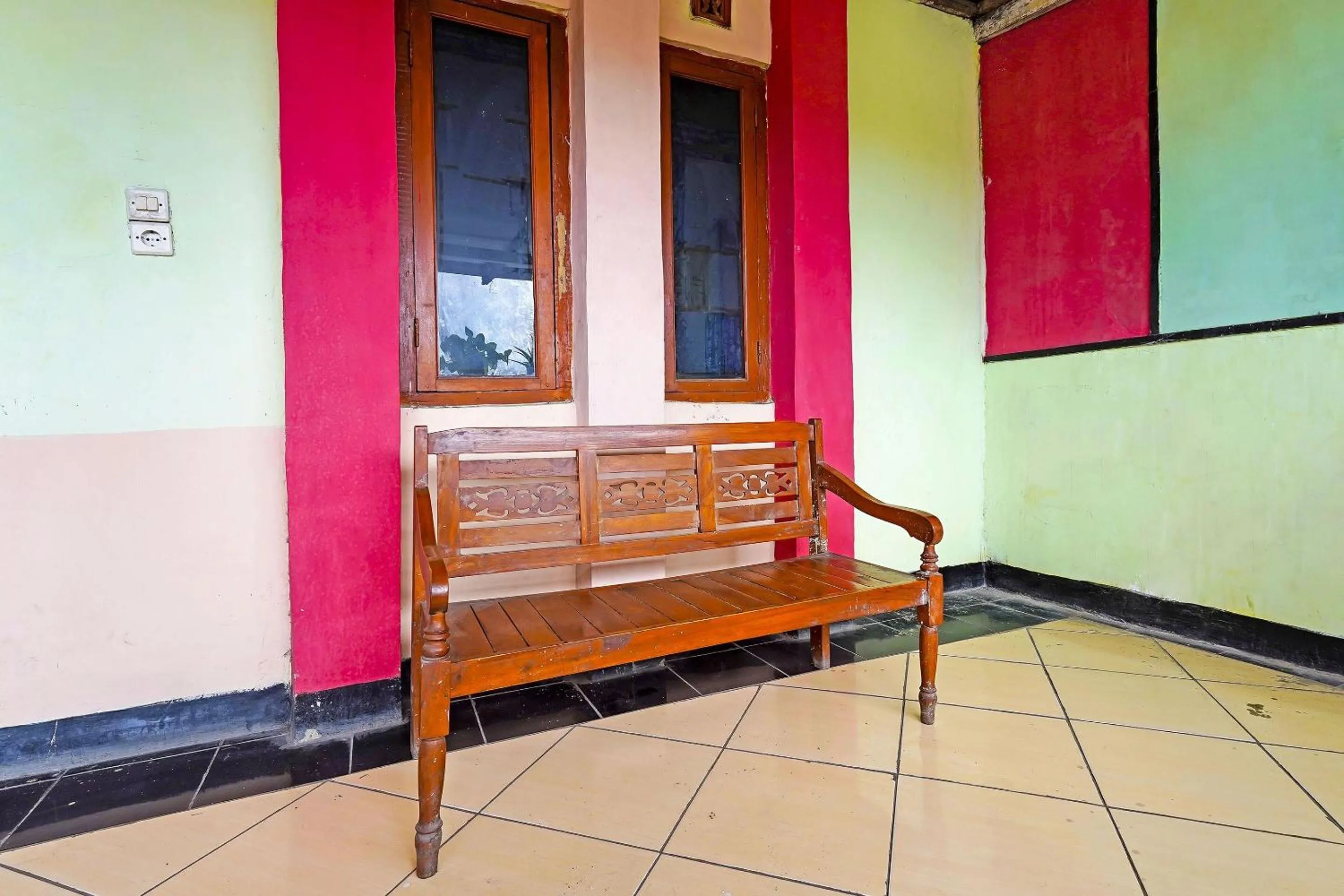Lobby or reception in Hotel O Rumah Bundo Syariah