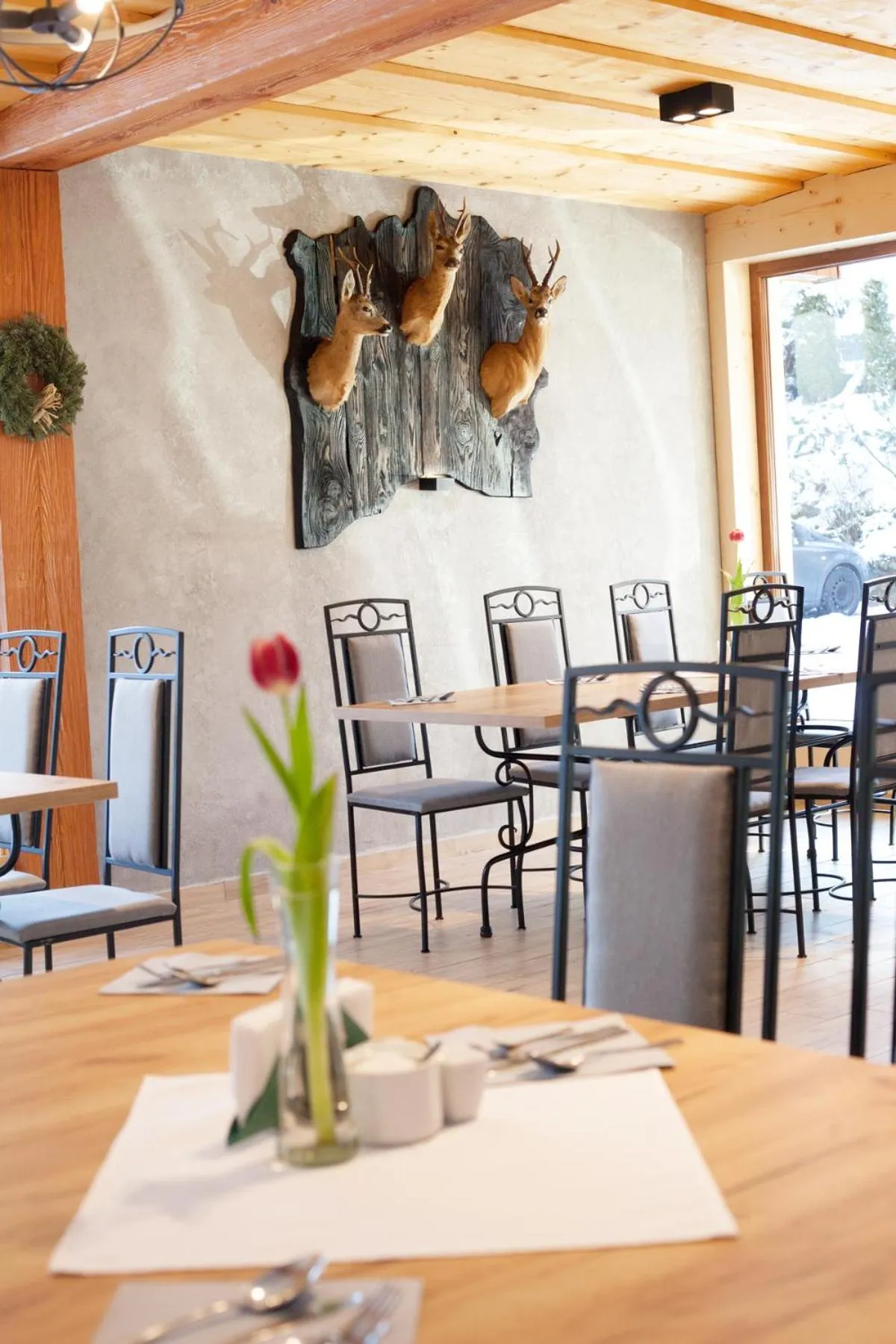 Restaurant/places to eat in Hotel Fero Lux