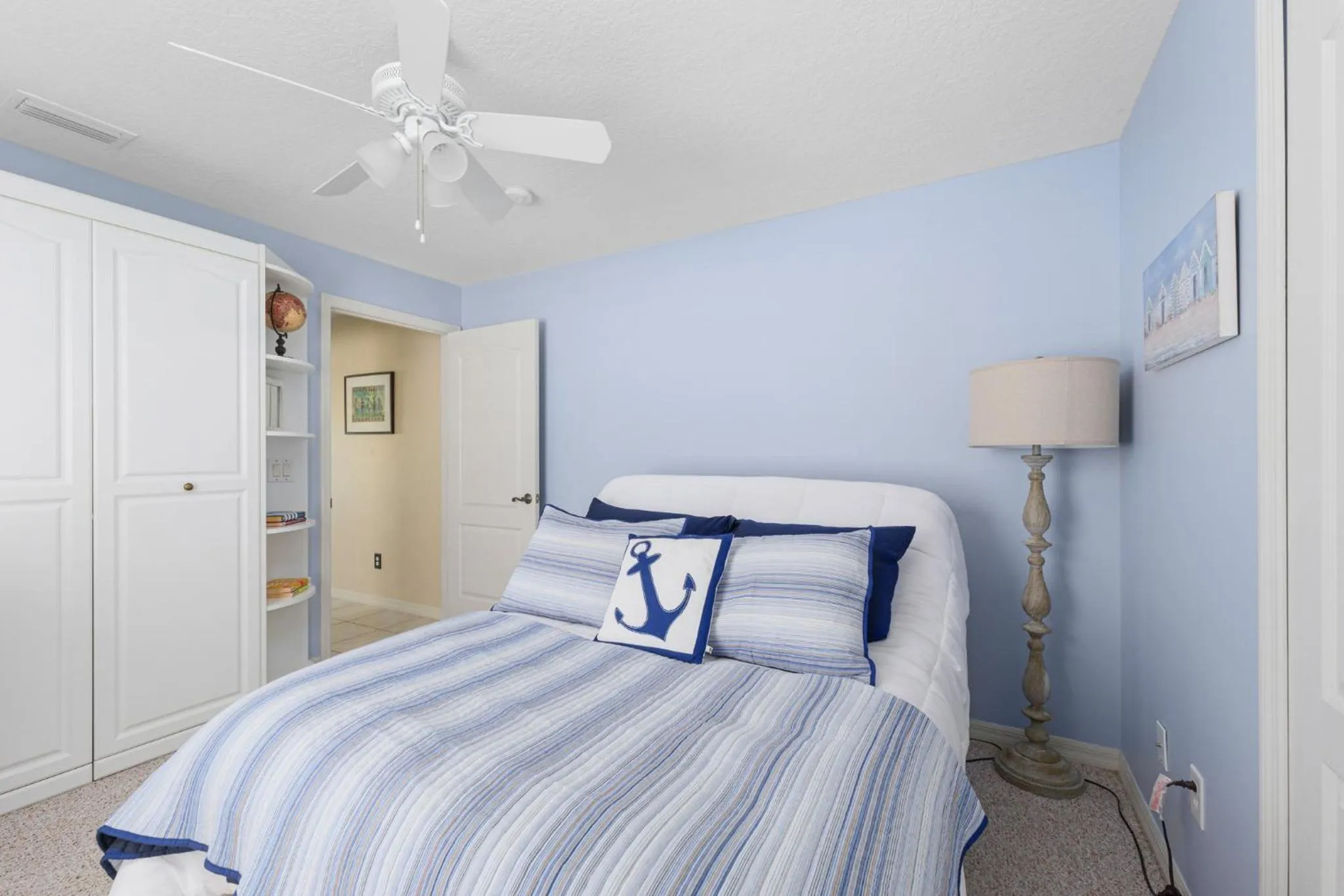 Bedroom, Bed in Dock Holliday