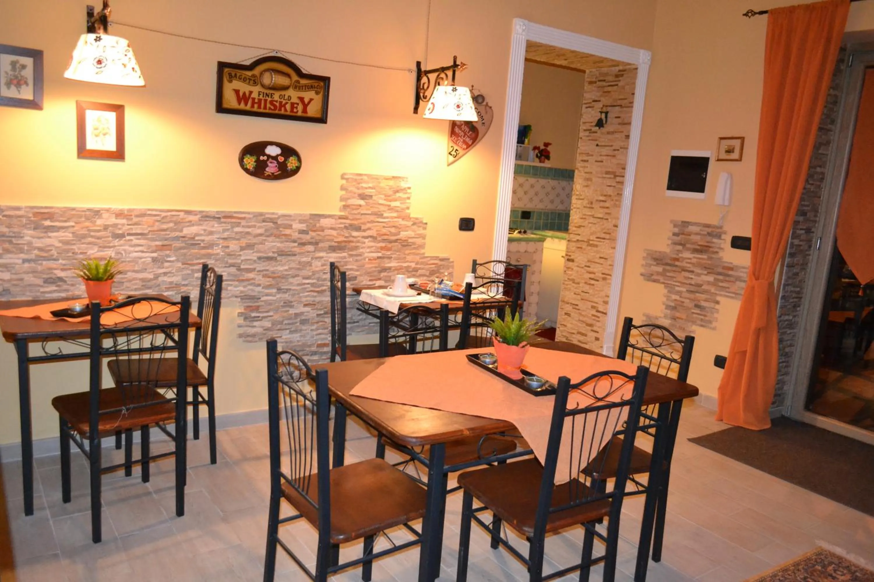 Lounge or bar in Taras Di San Vito Guest House
