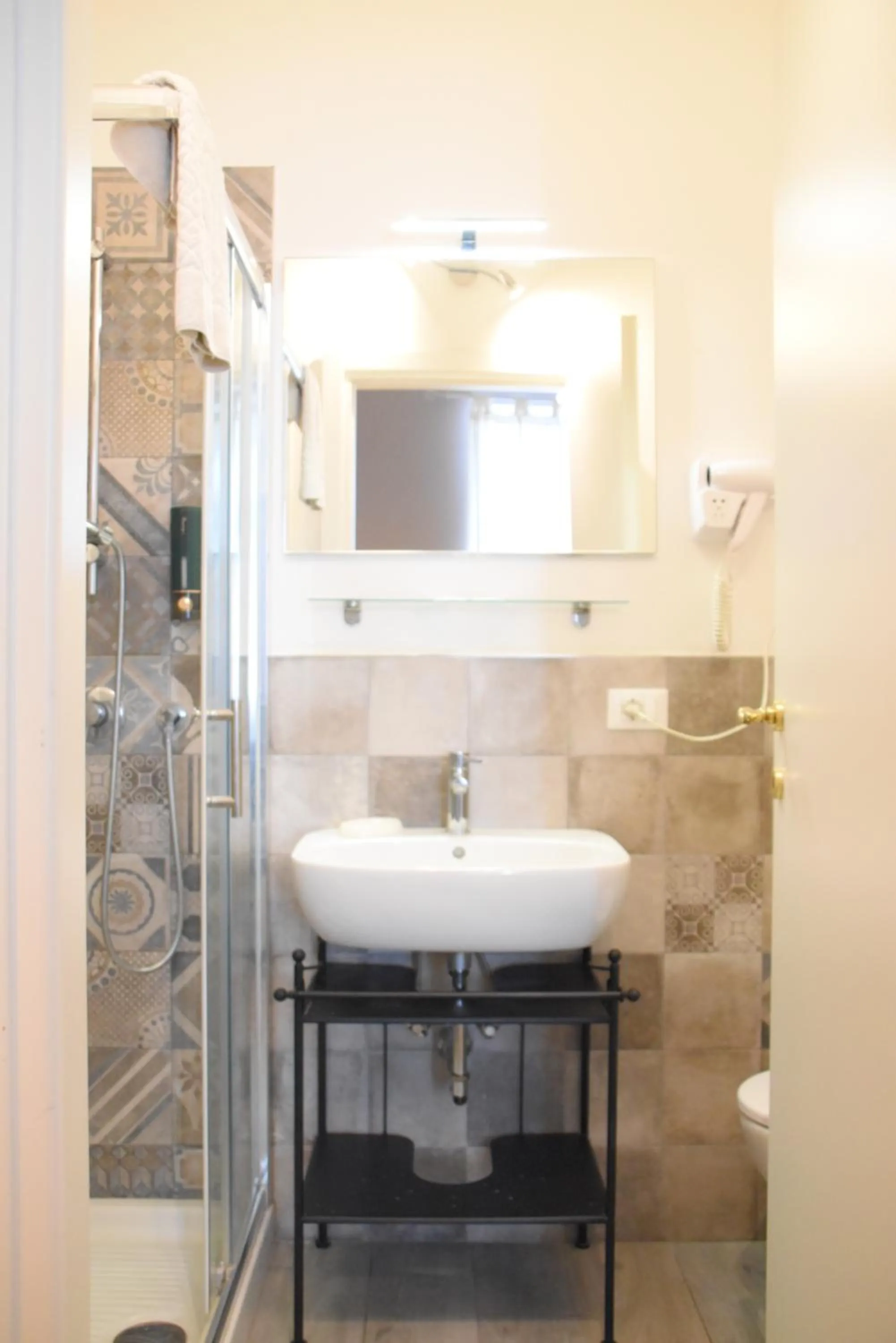 Shower in Residence Montanelli