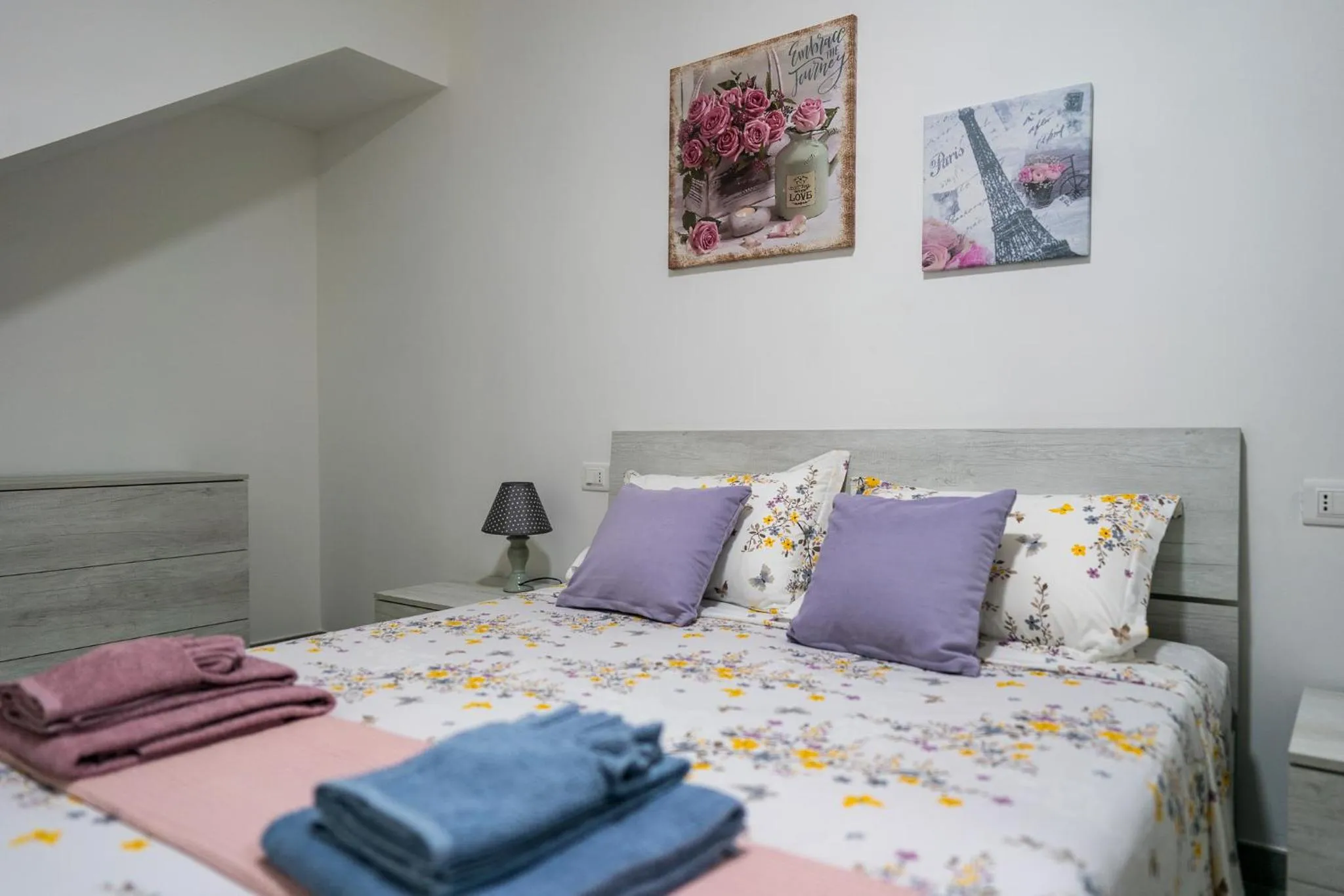 Bedroom, Bed in Residence la Pace - Pool & Relax