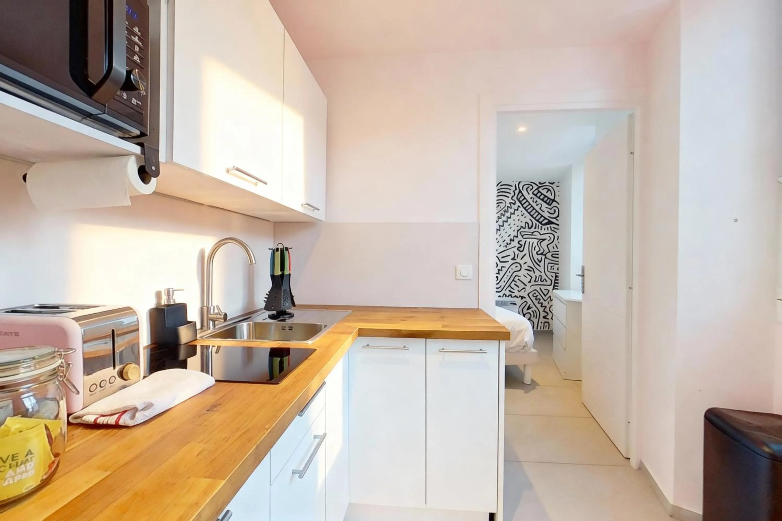 Kitchen or kitchenette in VILLA MARINA CANNES