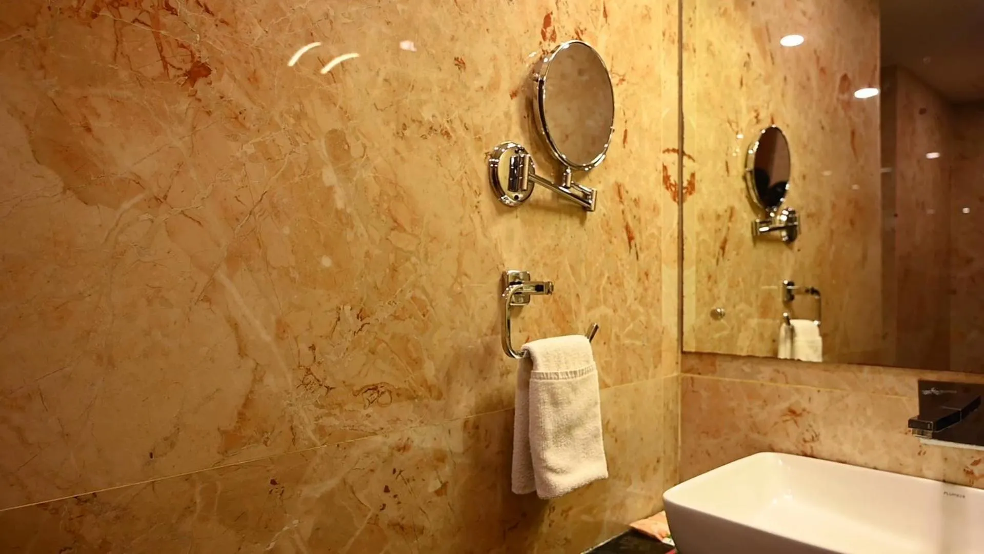 Bathroom in Seven Hills Hotel