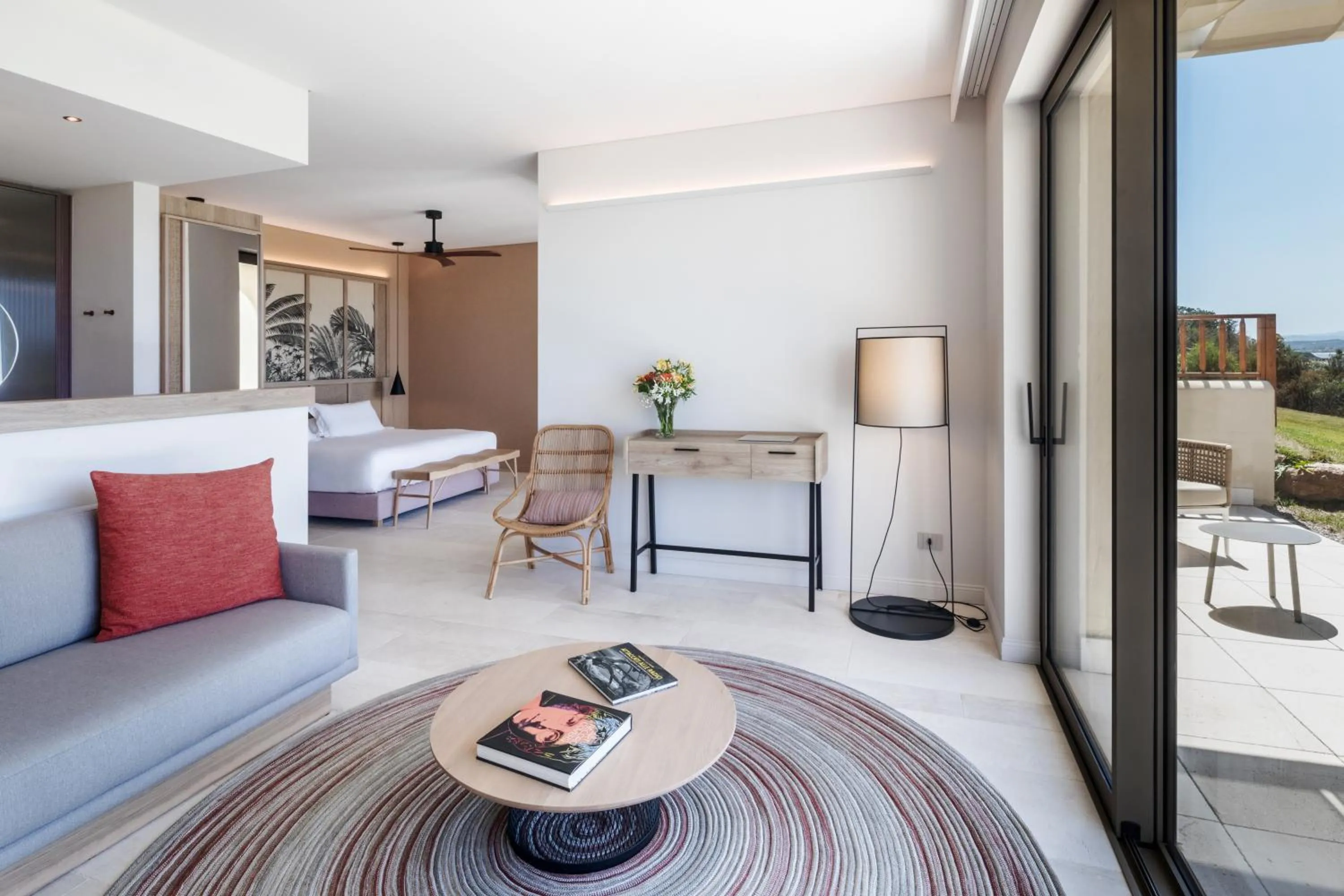 Photo of the whole room in Cala Cuncheddi - VRetreats