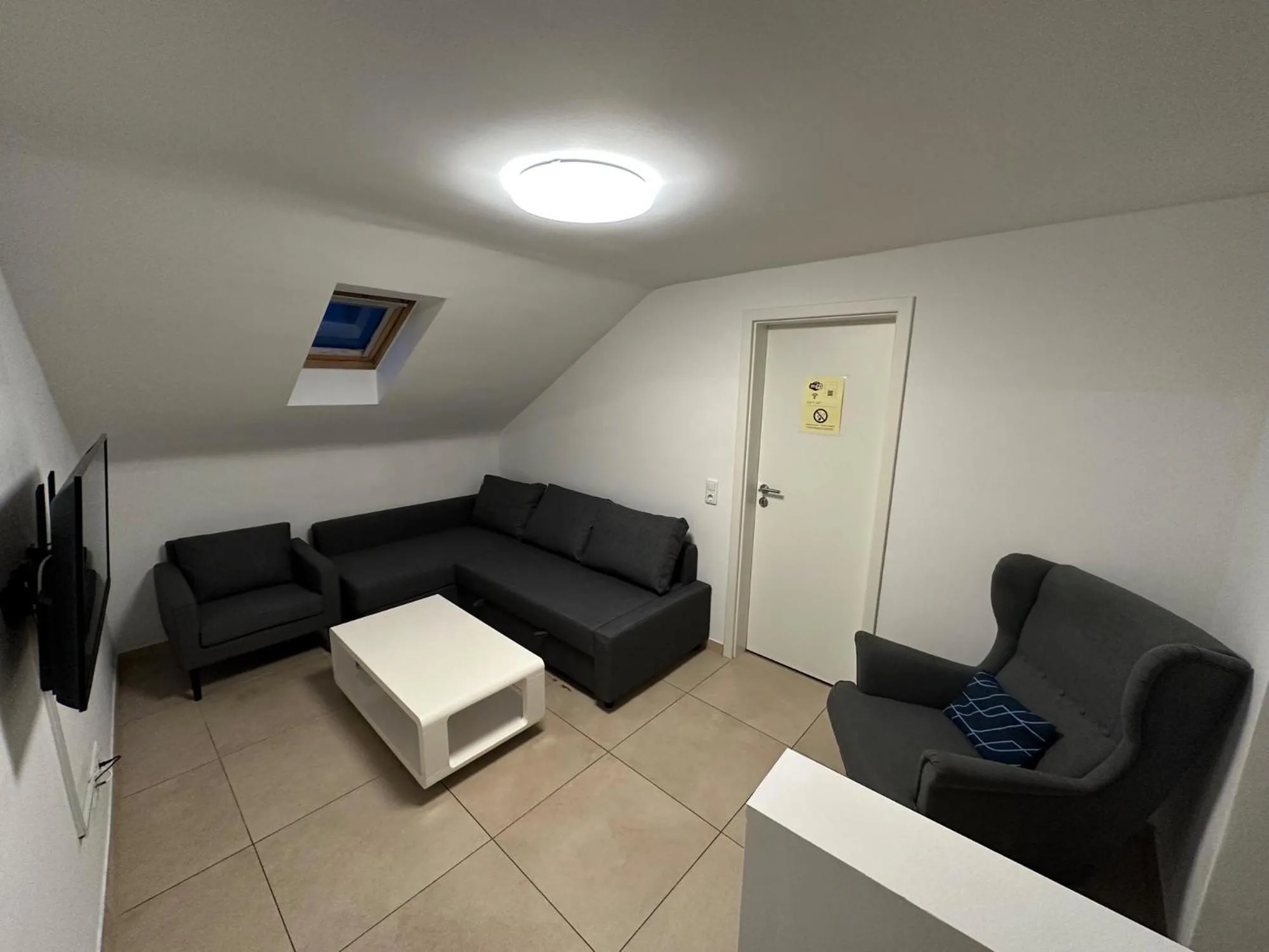 Apartment - Split Level in Best Cologne