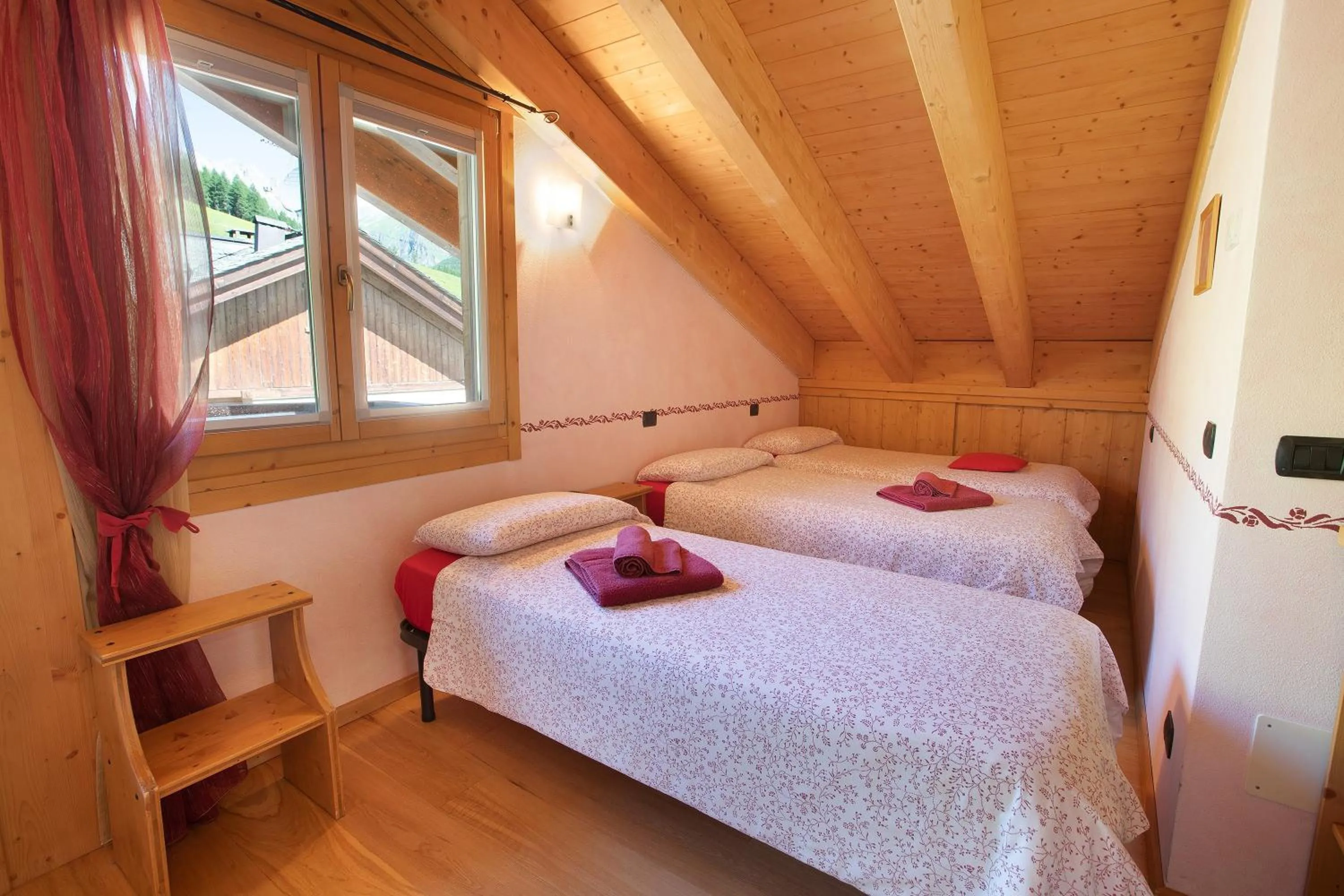 Property building, Bed in Baita dei ski app 6