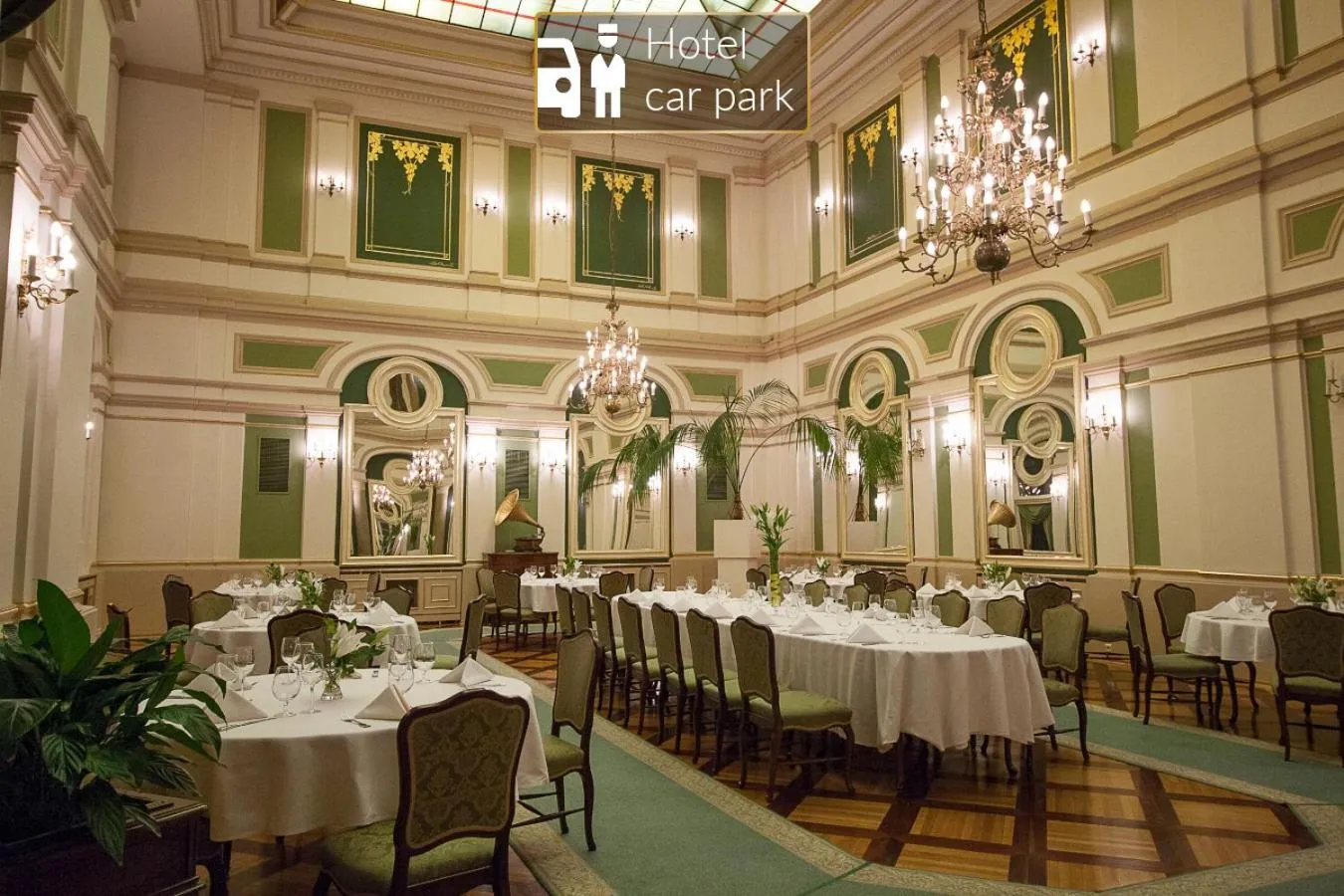 Restaurant/places to eat in Grand Hotel