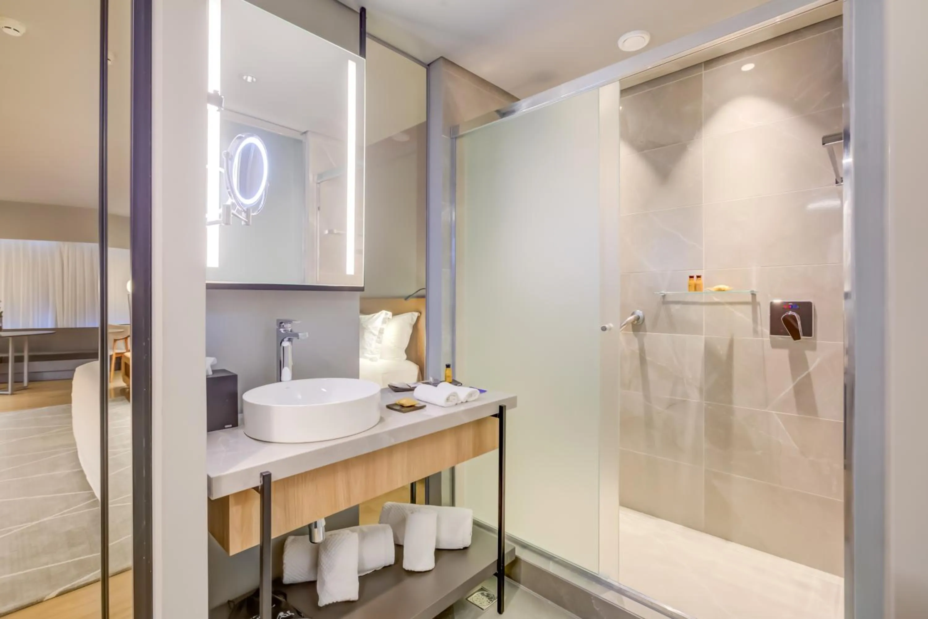 Bathroom in DoubleTree by Hilton Porto Alegre