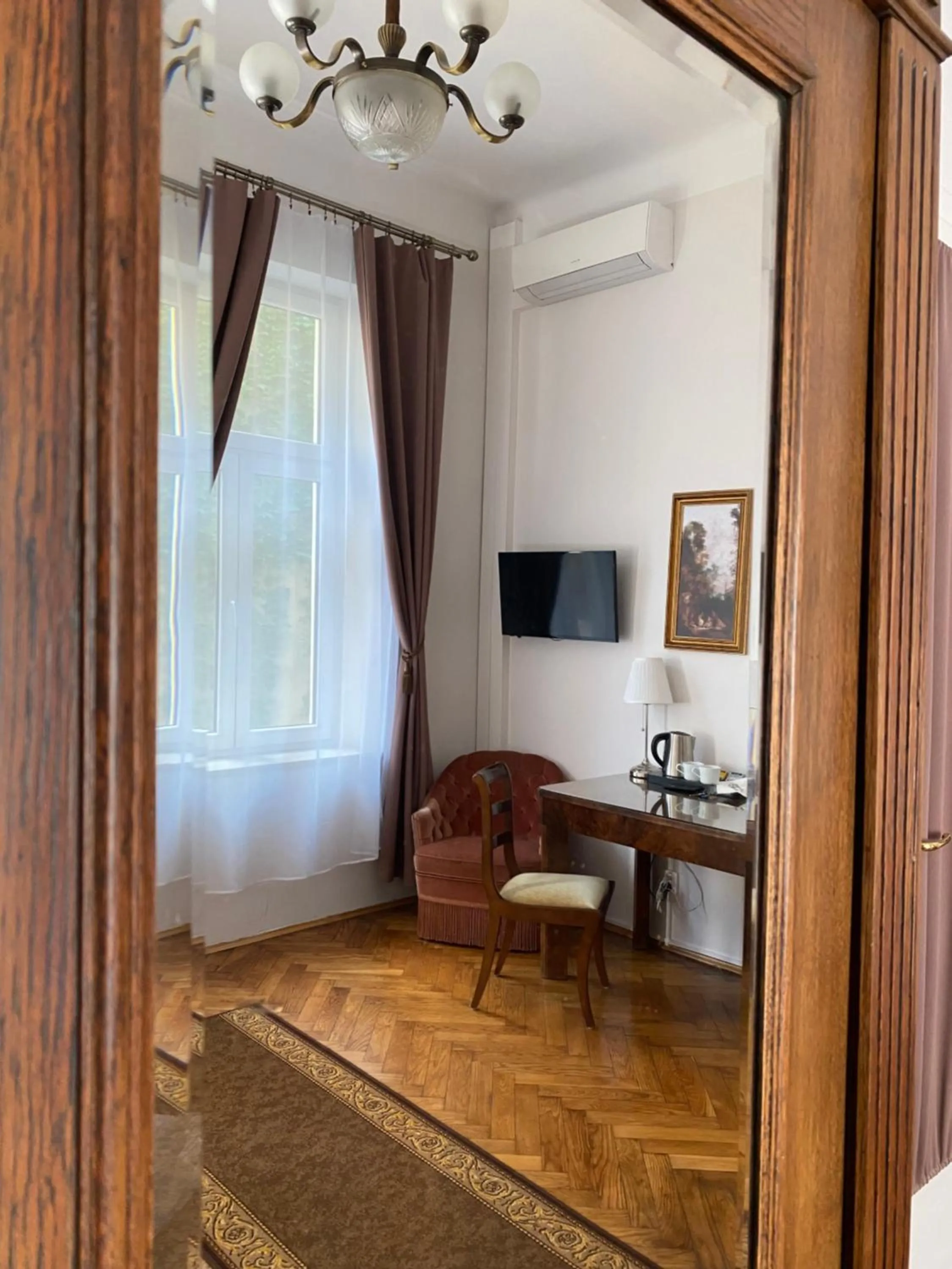 wardrobe in Aparthotel Maria