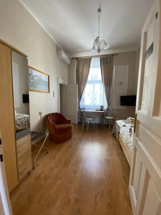 Photo of the whole room in Aparthotel Maria