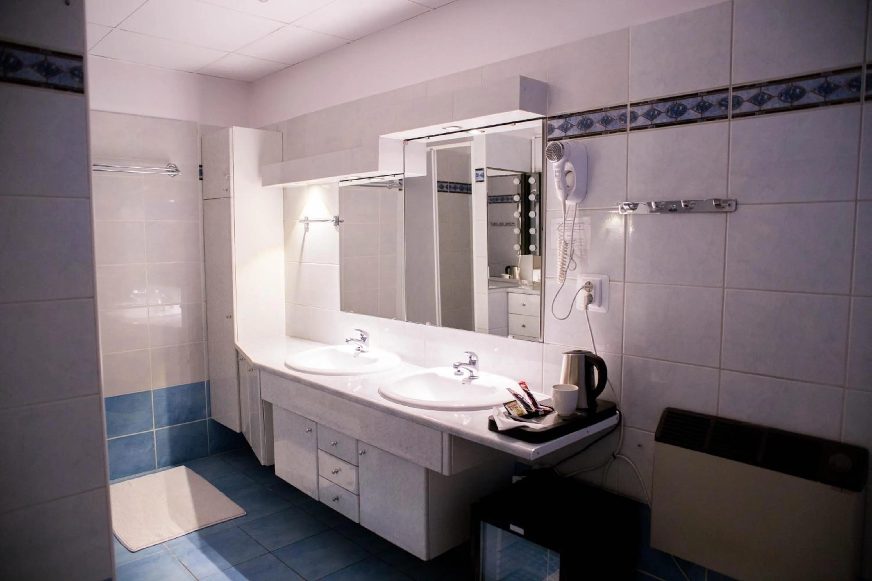 Bathroom in Aparthotel Maria