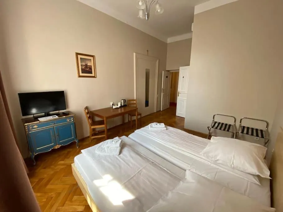 Photo of the whole room, Bed in Aparthotel Maria