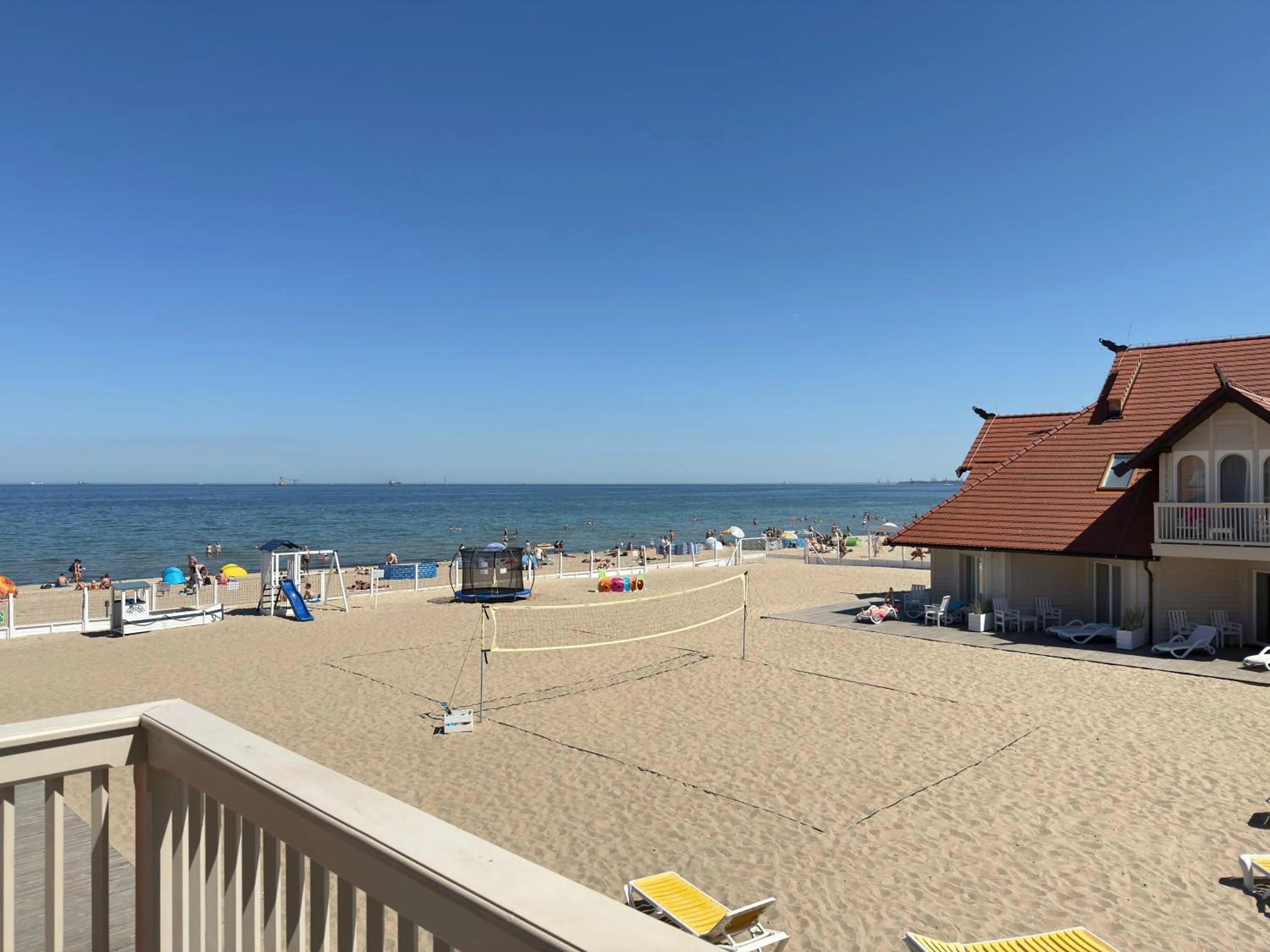 Beach in Hotel Zhong Hua