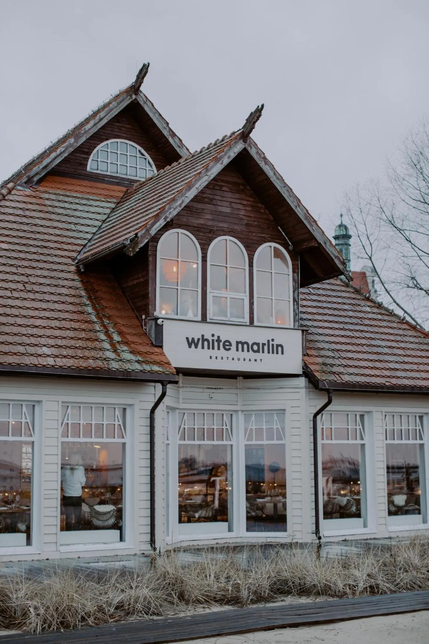 Property building in Hotel Zhong Hua