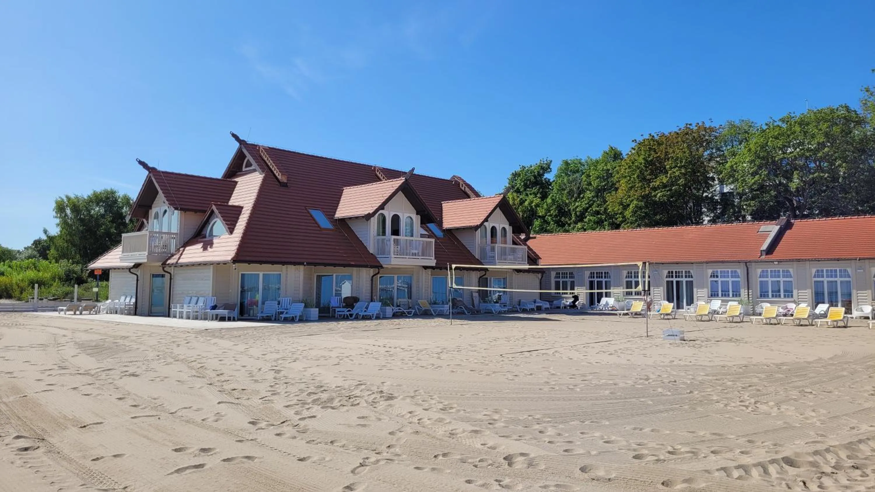 Property building in Hotel Zhong Hua