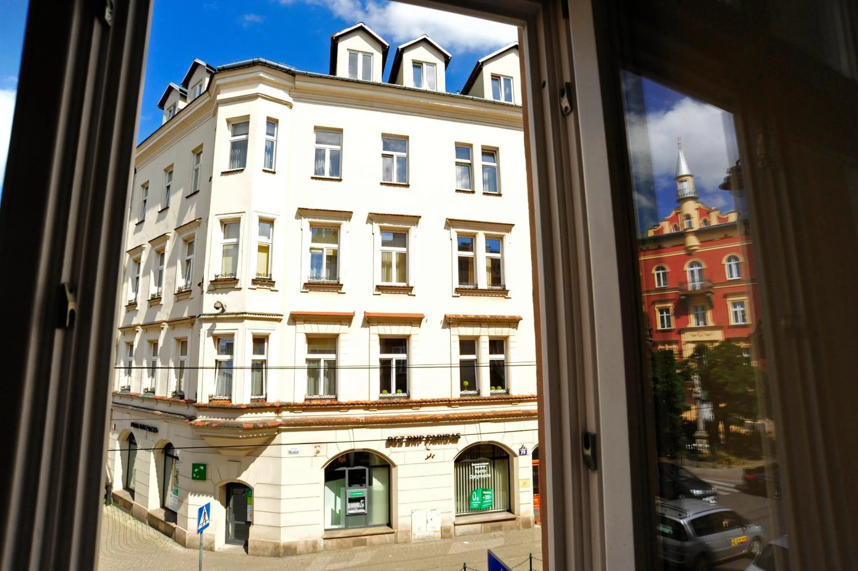 Facade/entrance in Kosmopolita Rooms