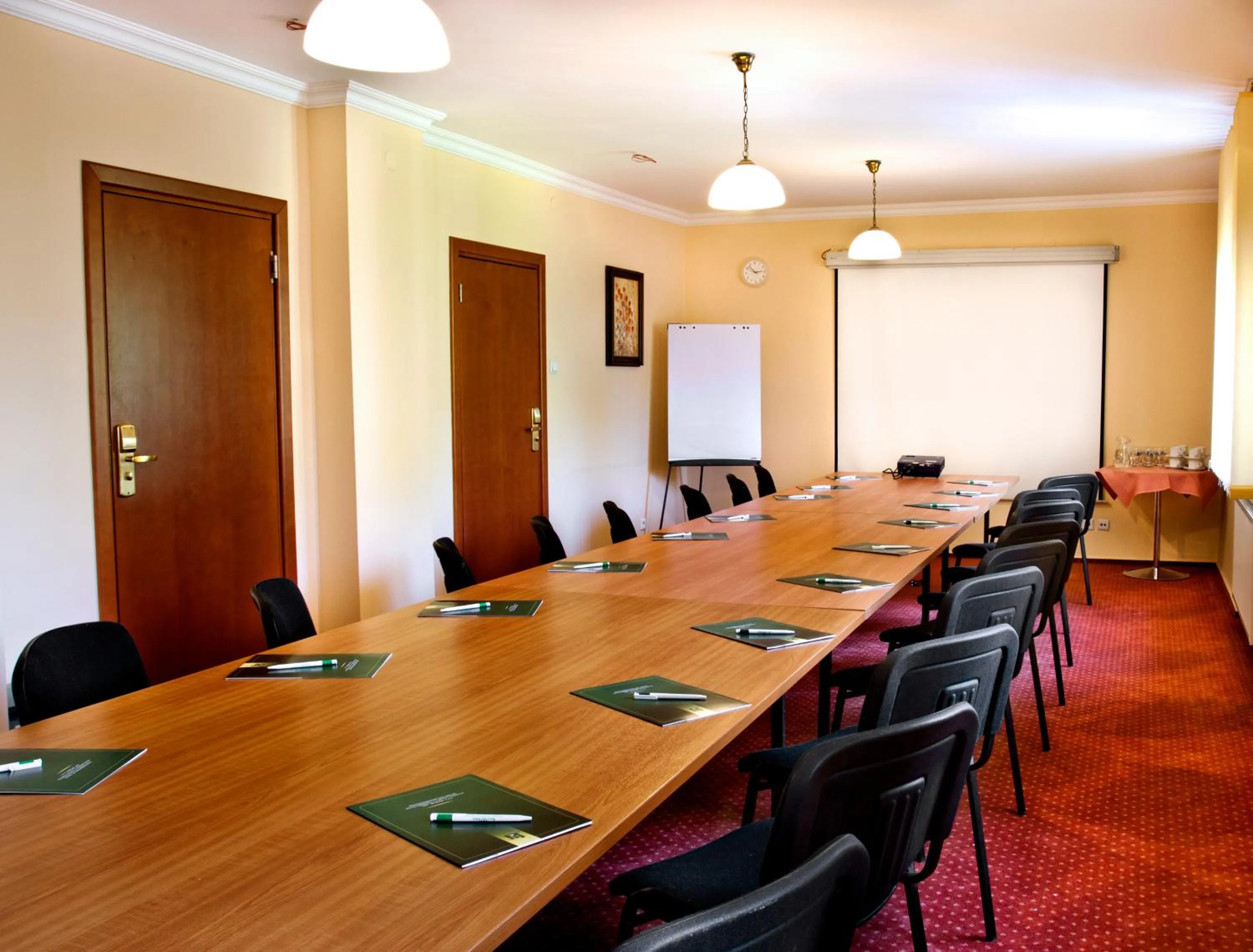 Business facilities in Załęże