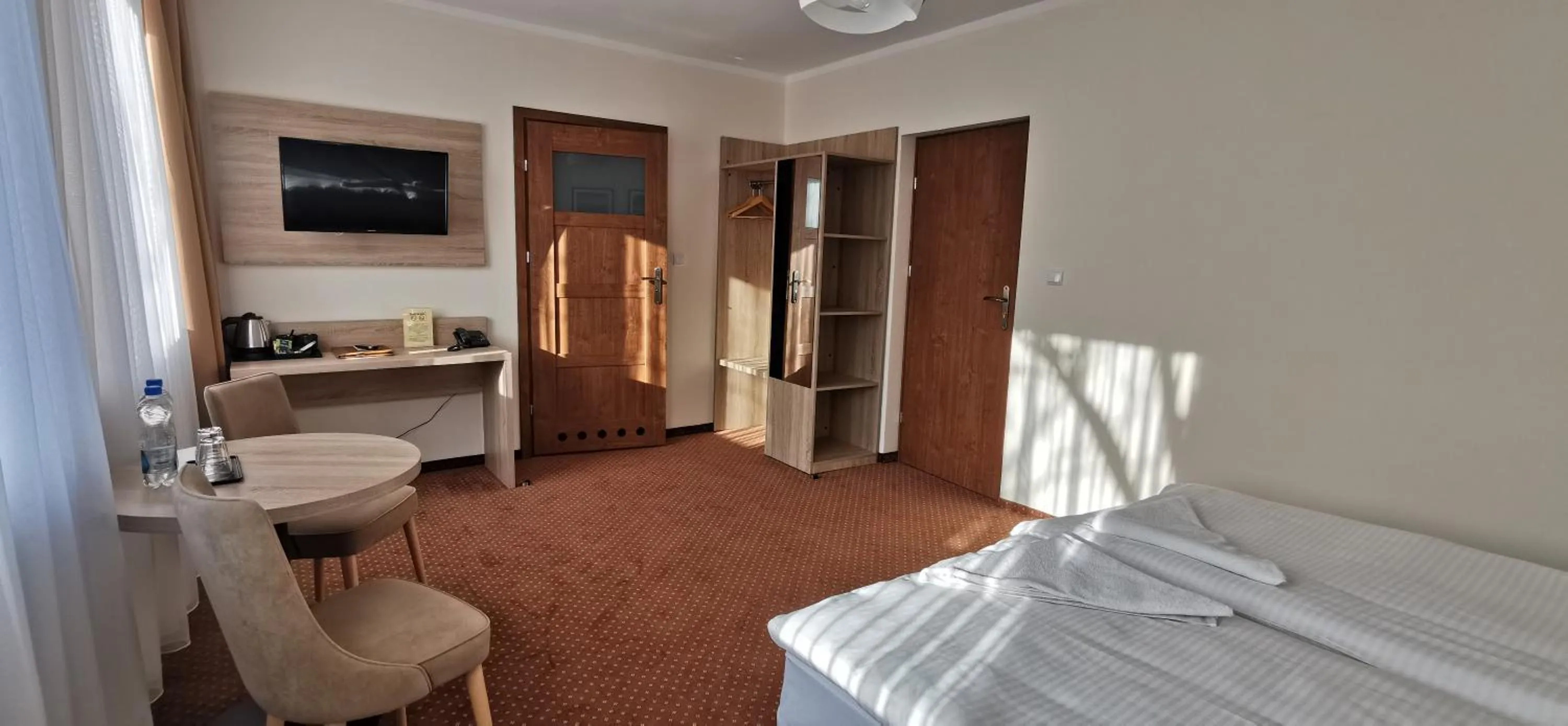 Photo of the whole room, Bed in Załęże