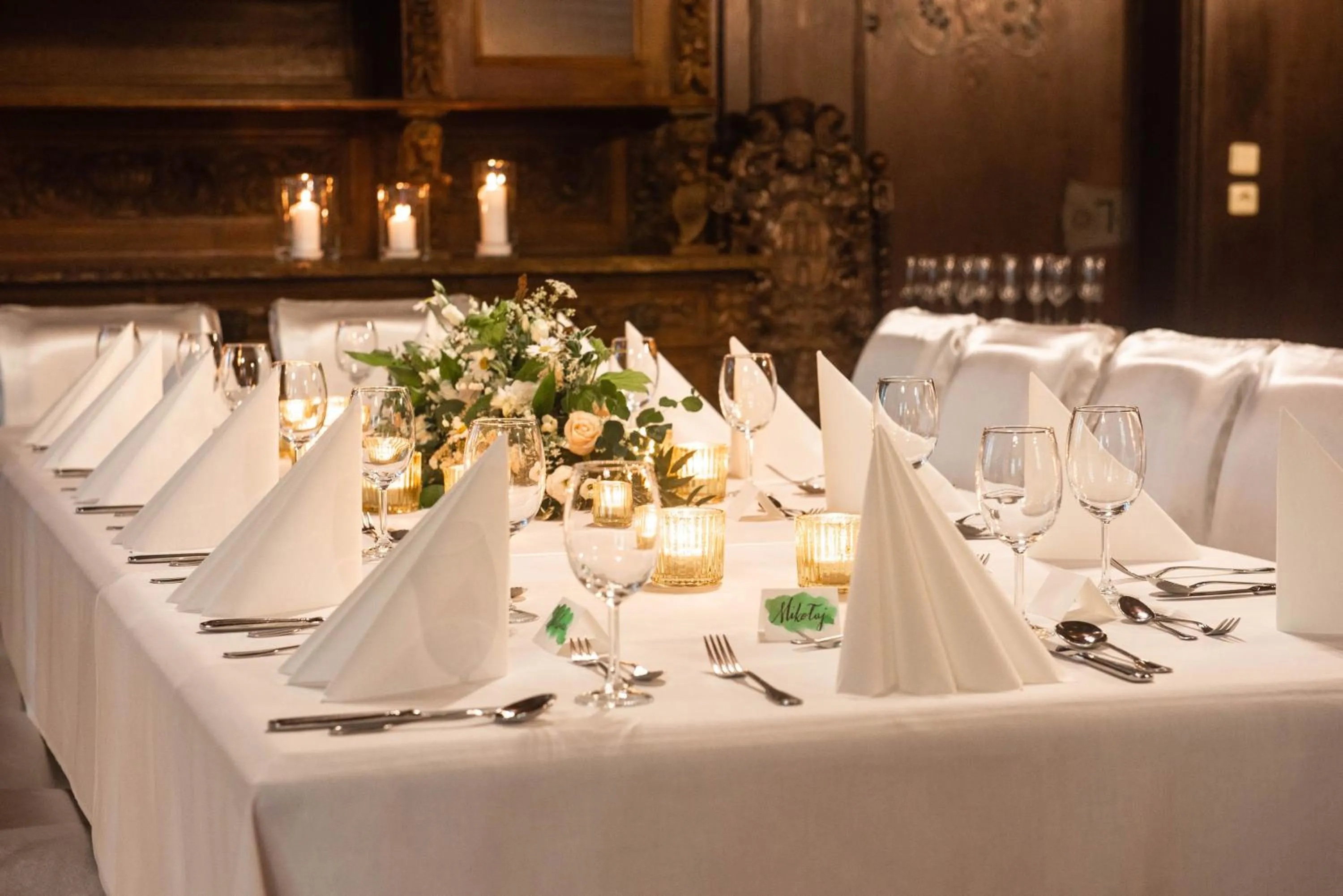 Restaurant/places to eat in Pałac Paulinum