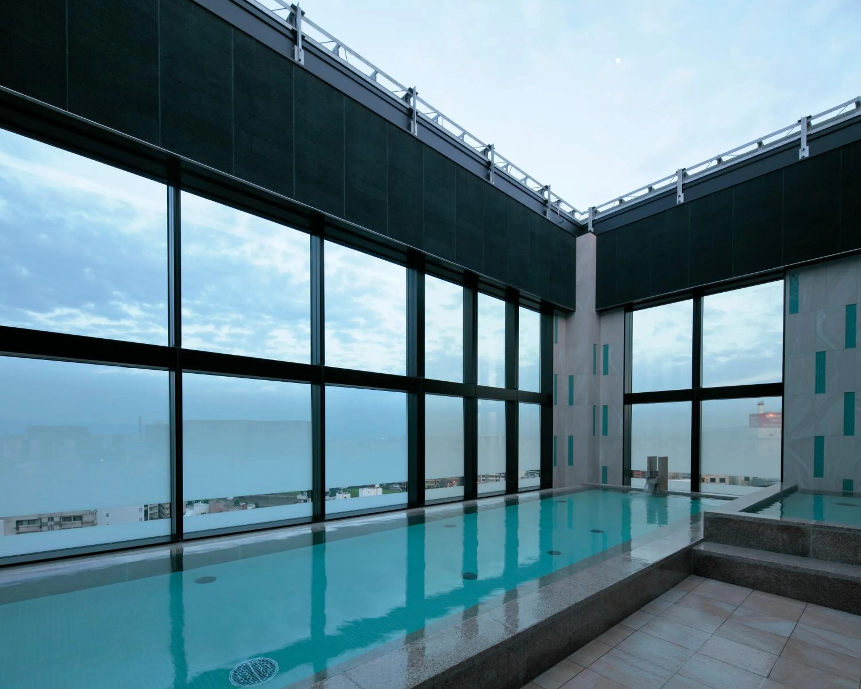 Open Air Bath in Candeo Hotels Kumamoto Shinshigai