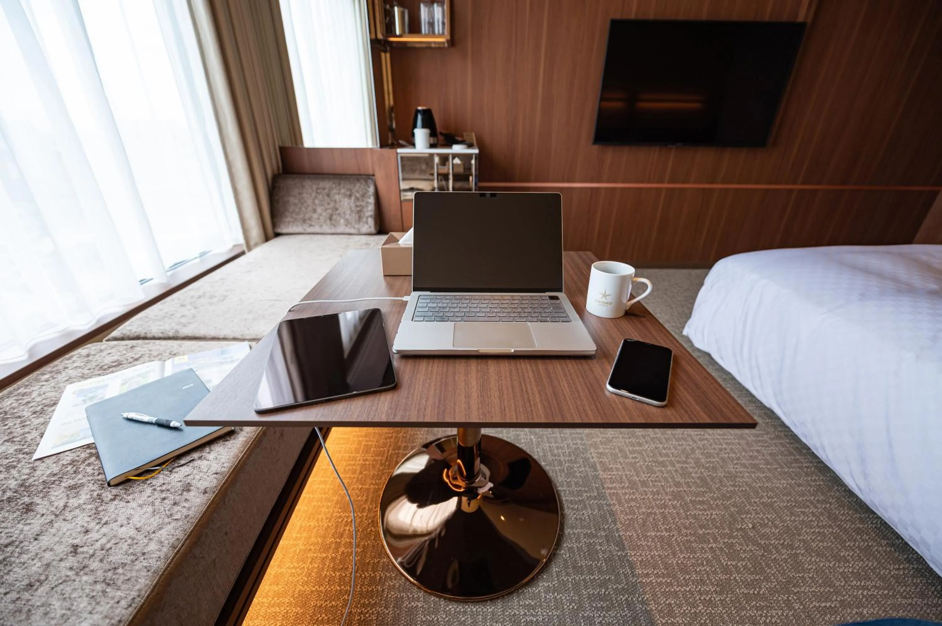 Seating area, Bed in Candeo Hotels Kumamoto Shinshigai