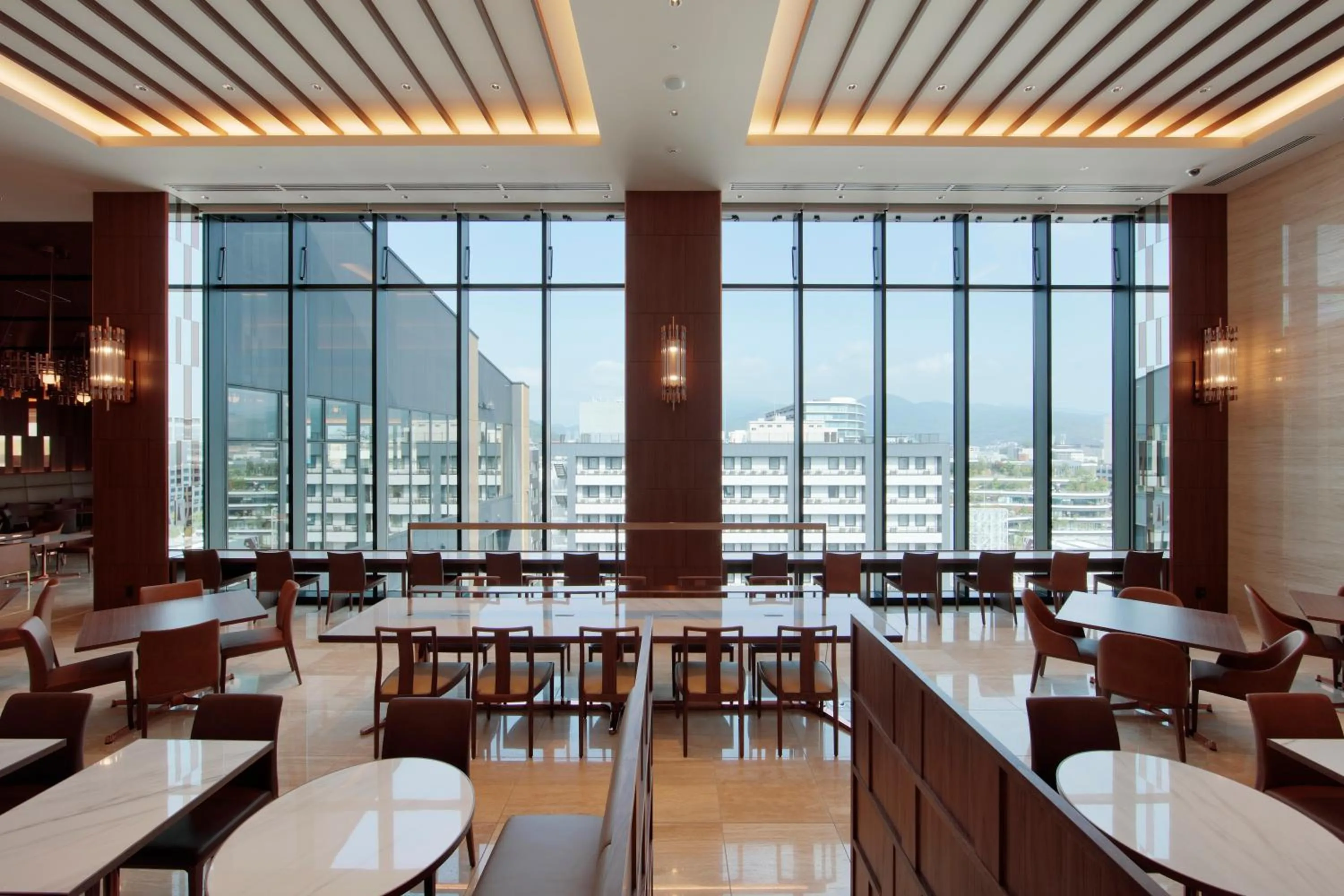 Lounge or bar in Candeo Hotels Kumamoto Shinshigai