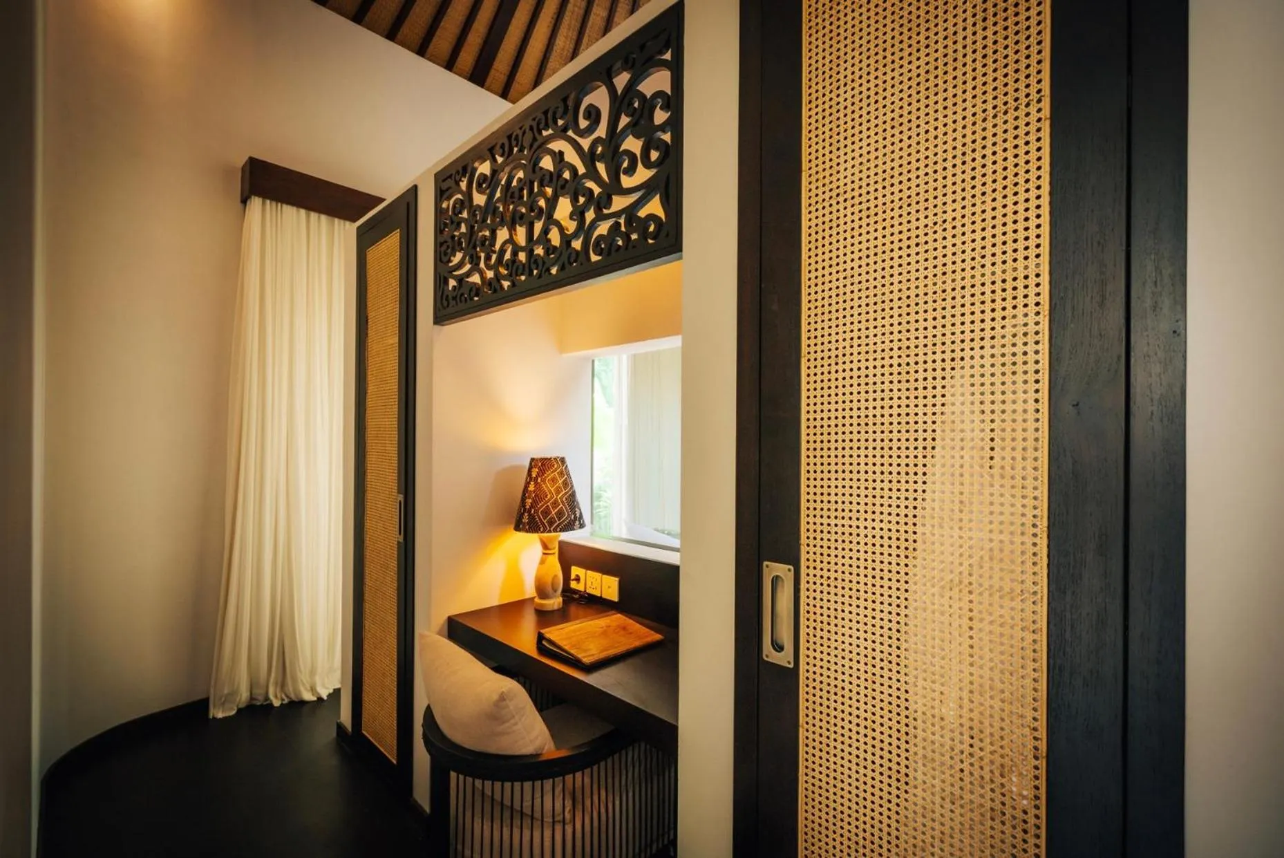 Seating area in Uma Kalai