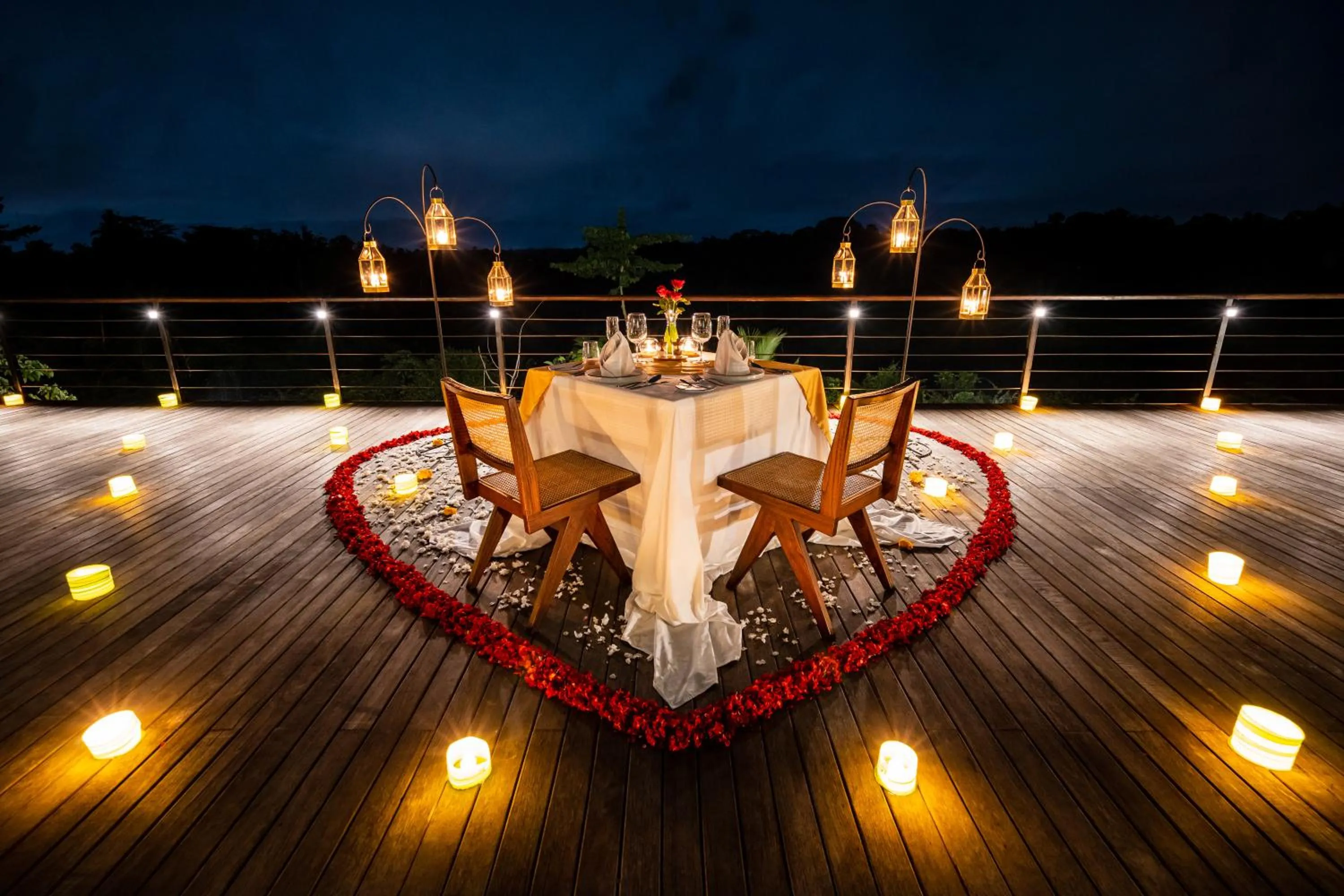 Dining area in Uma Kalai