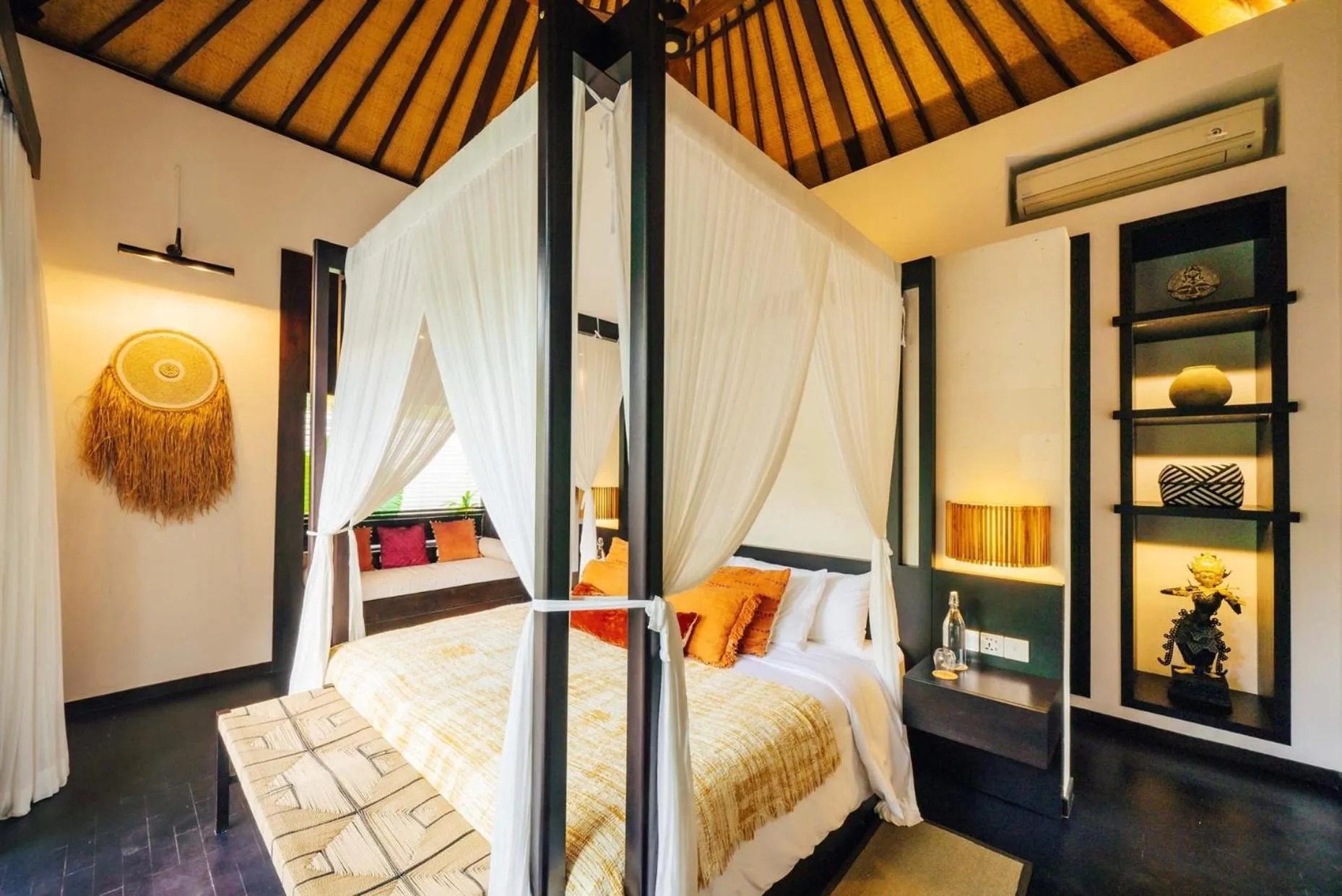 Bedroom, Bed in Uma Kalai